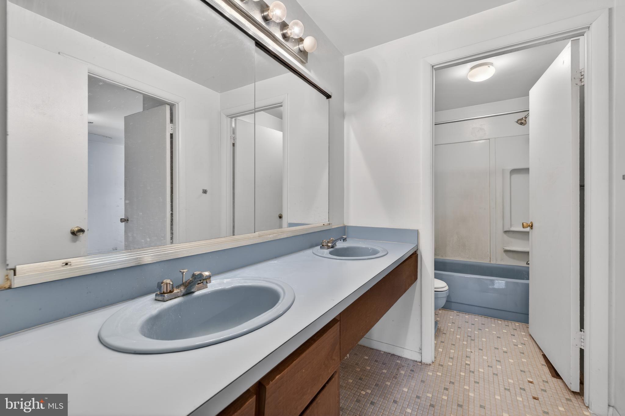 VILLAGE OF HARPERS CHOICE - Residential