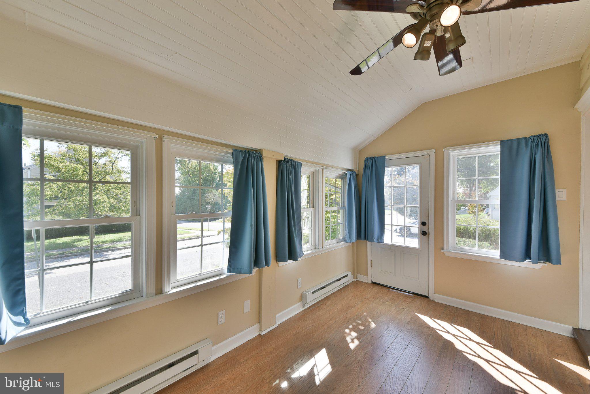 179 W ESSEX AVENUE