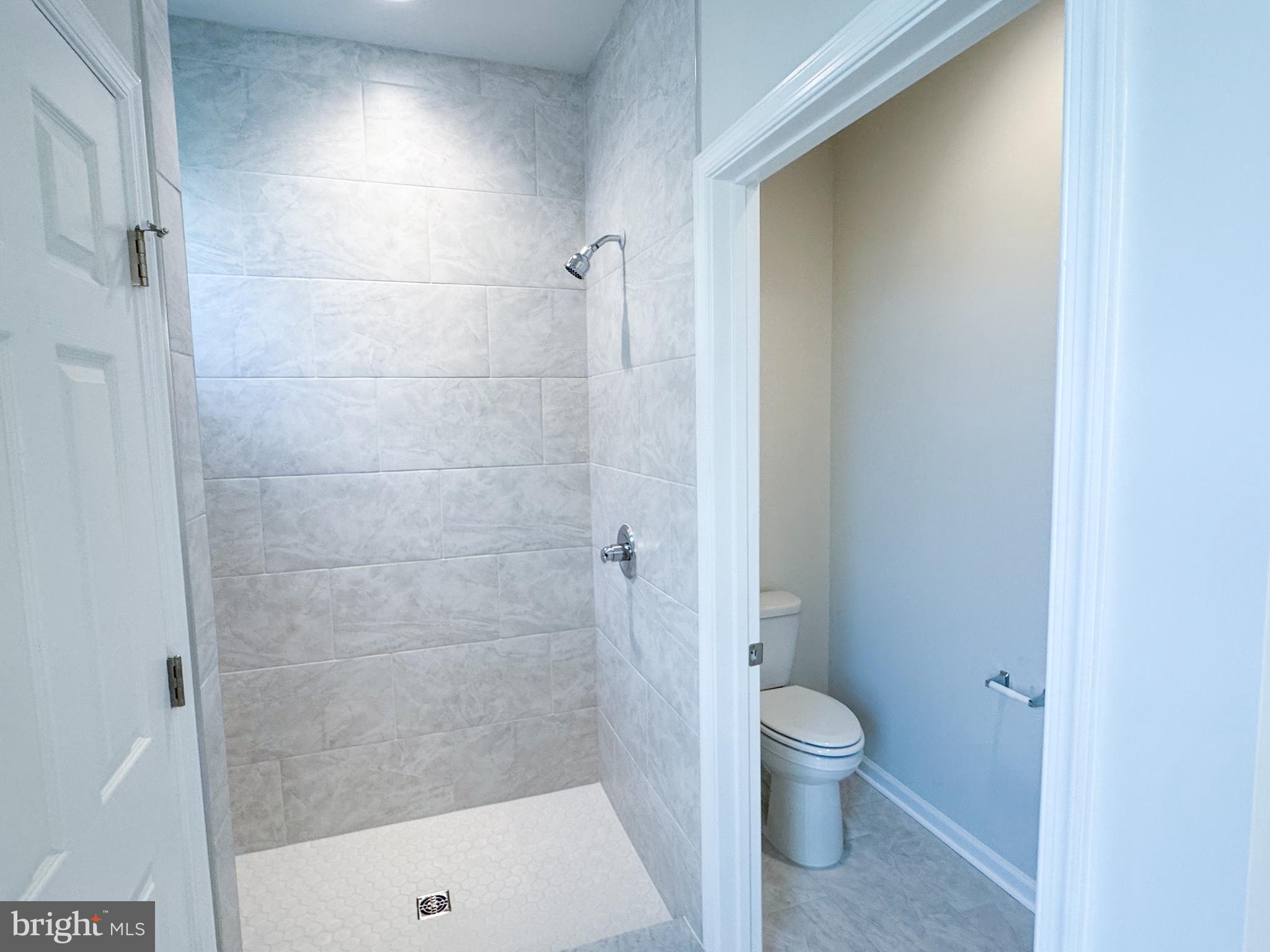 HIATT POINTE AT SNOWDEN BRIDGE - Residential