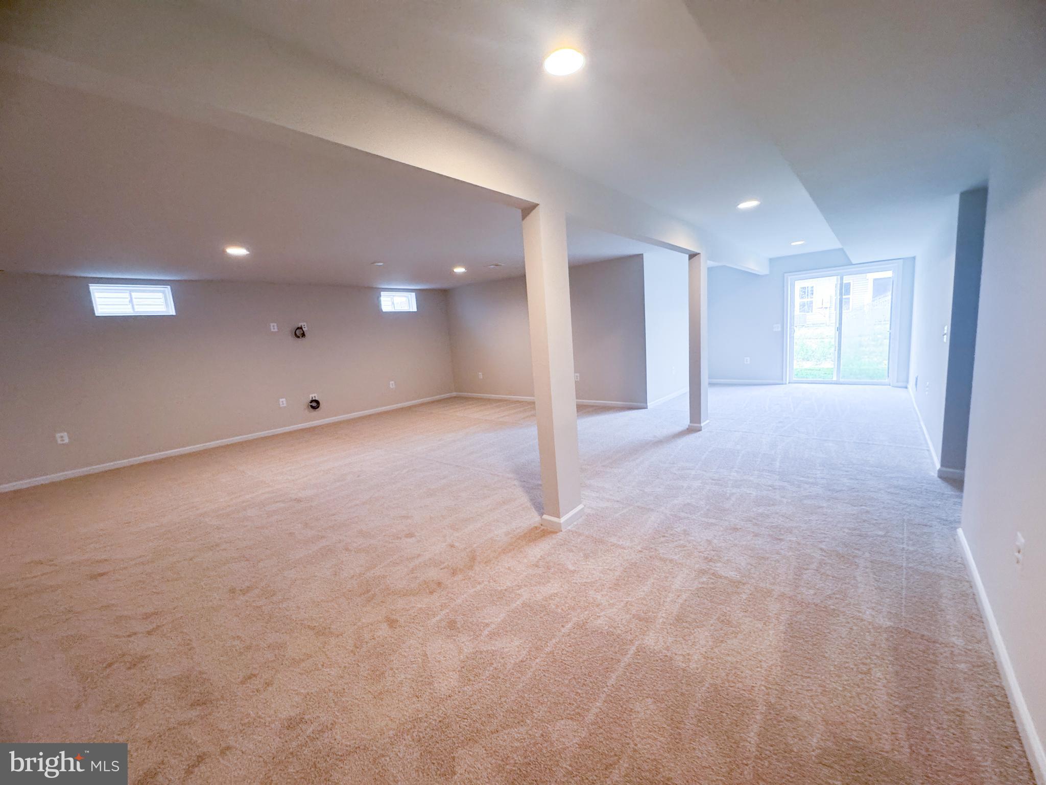 HIATT POINTE AT SNOWDEN BRIDGE - Residential