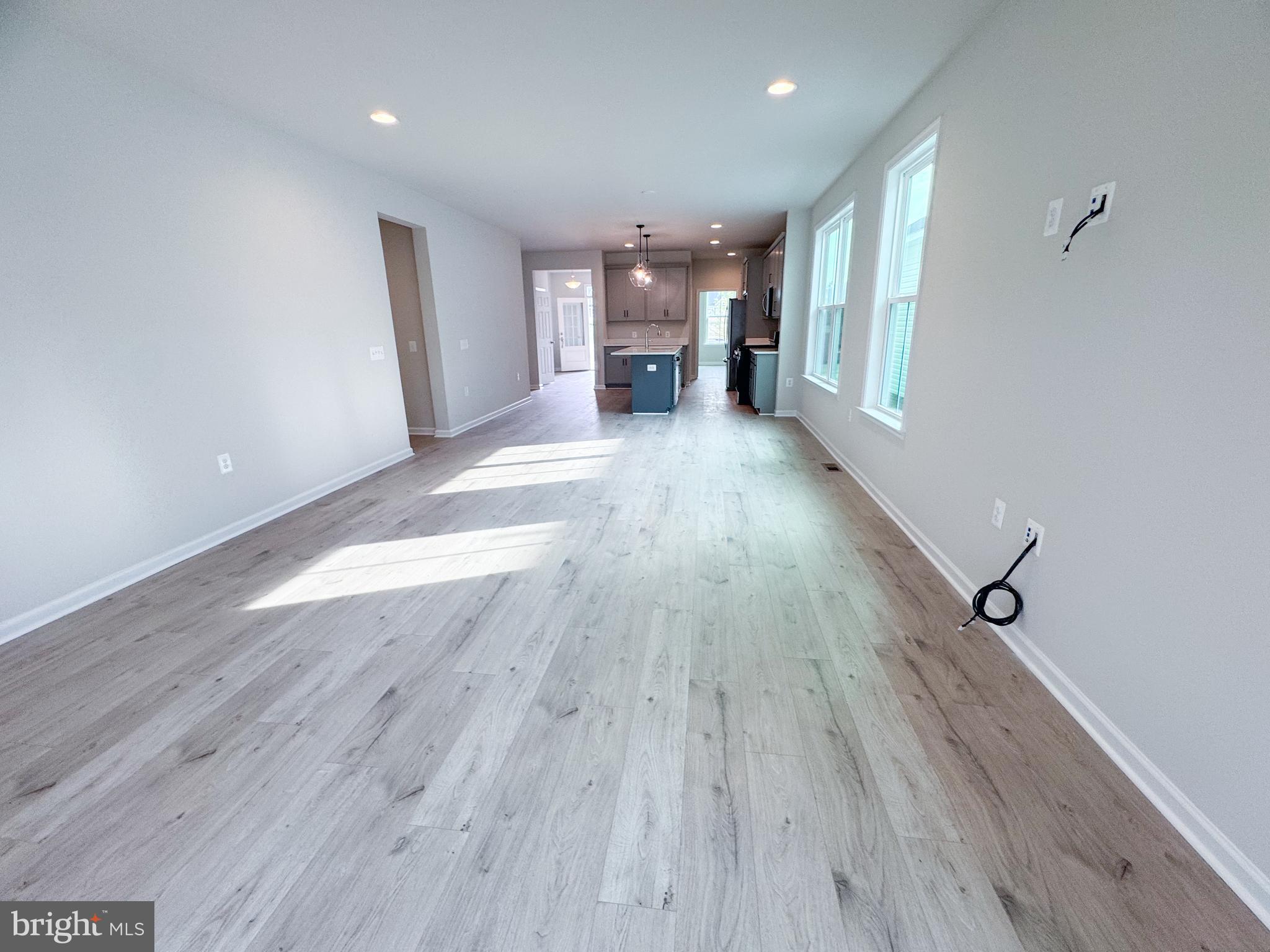 HIATT POINTE AT SNOWDEN BRIDGE - Residential