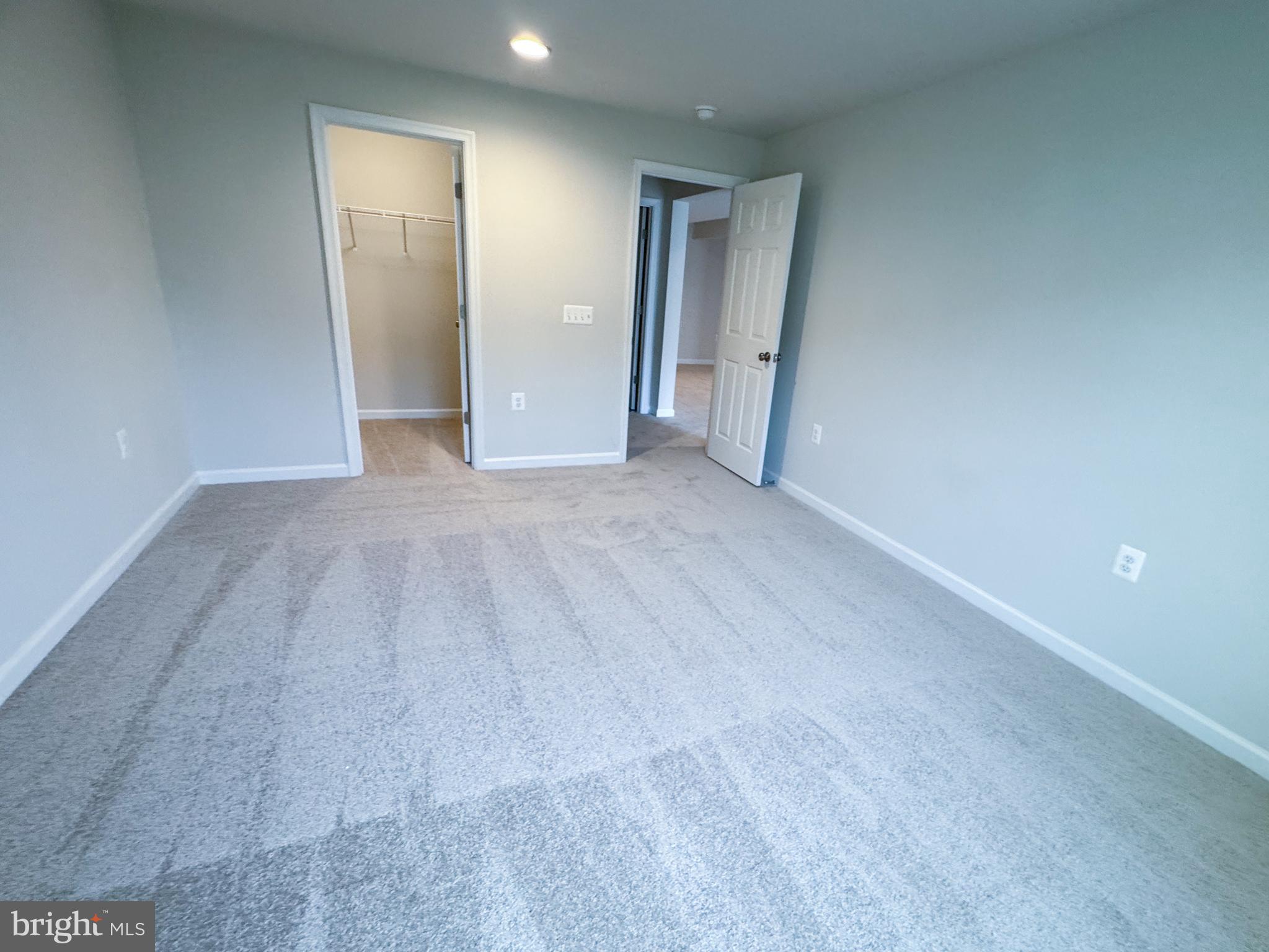 HIATT POINTE AT SNOWDEN BRIDGE - Residential