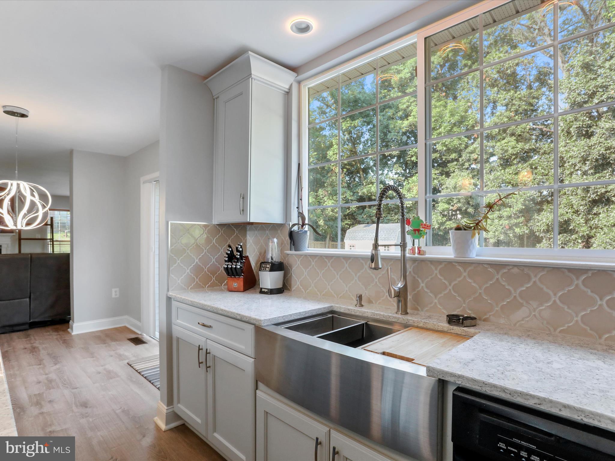 LOCUST HILL - Residential