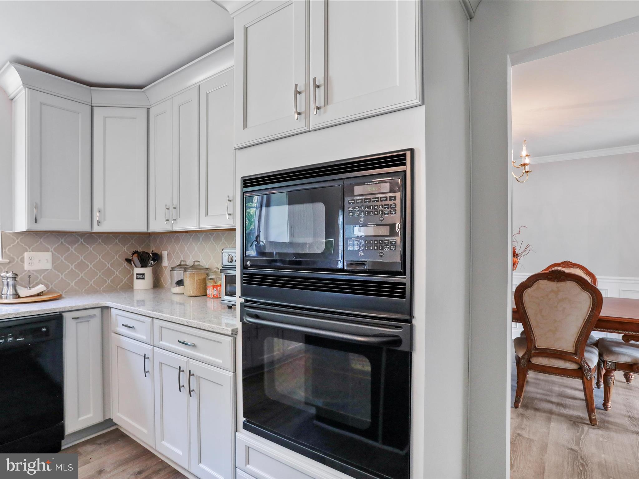 LOCUST HILL - Residential