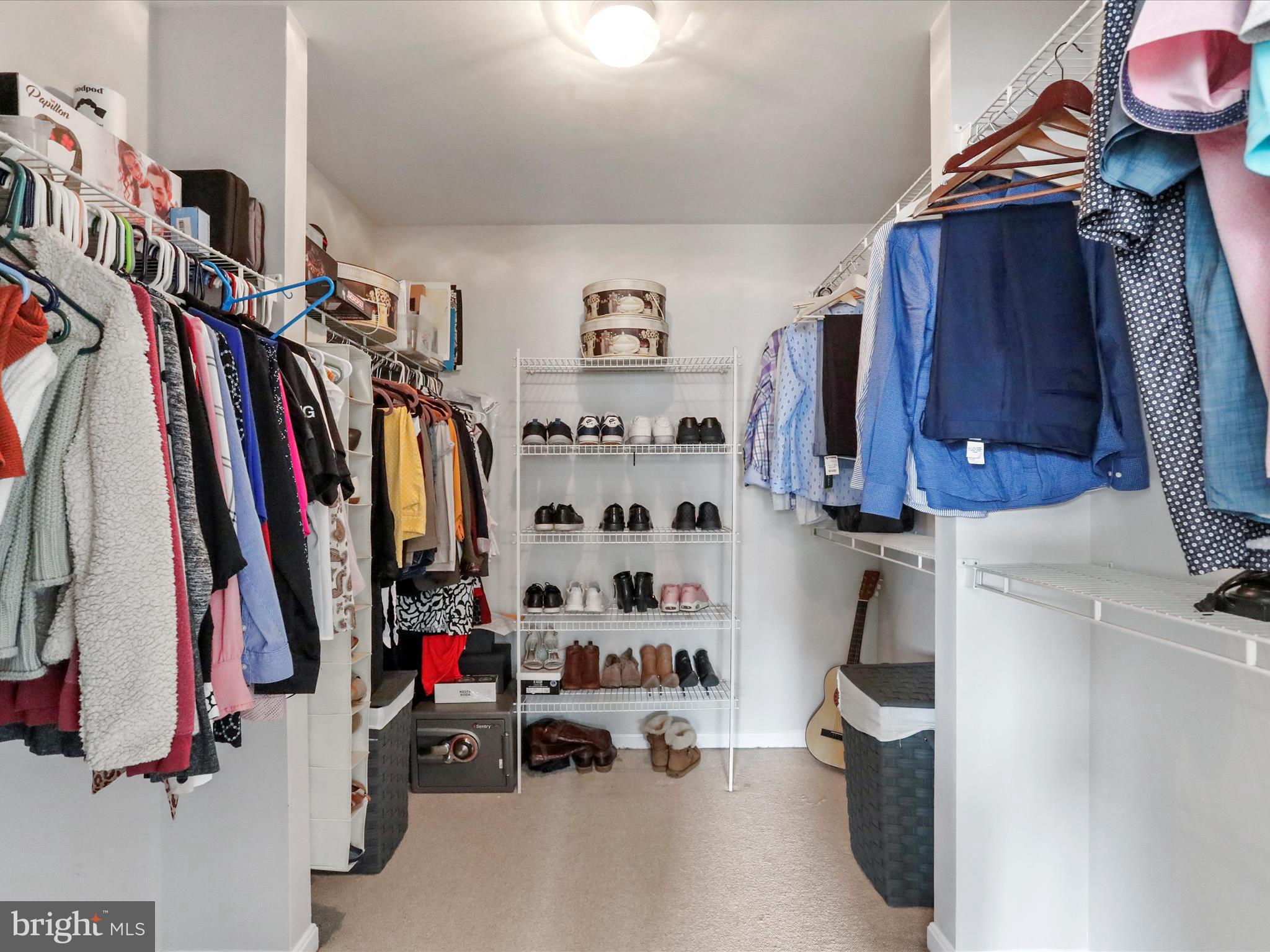 LOCUST HILL - Residential