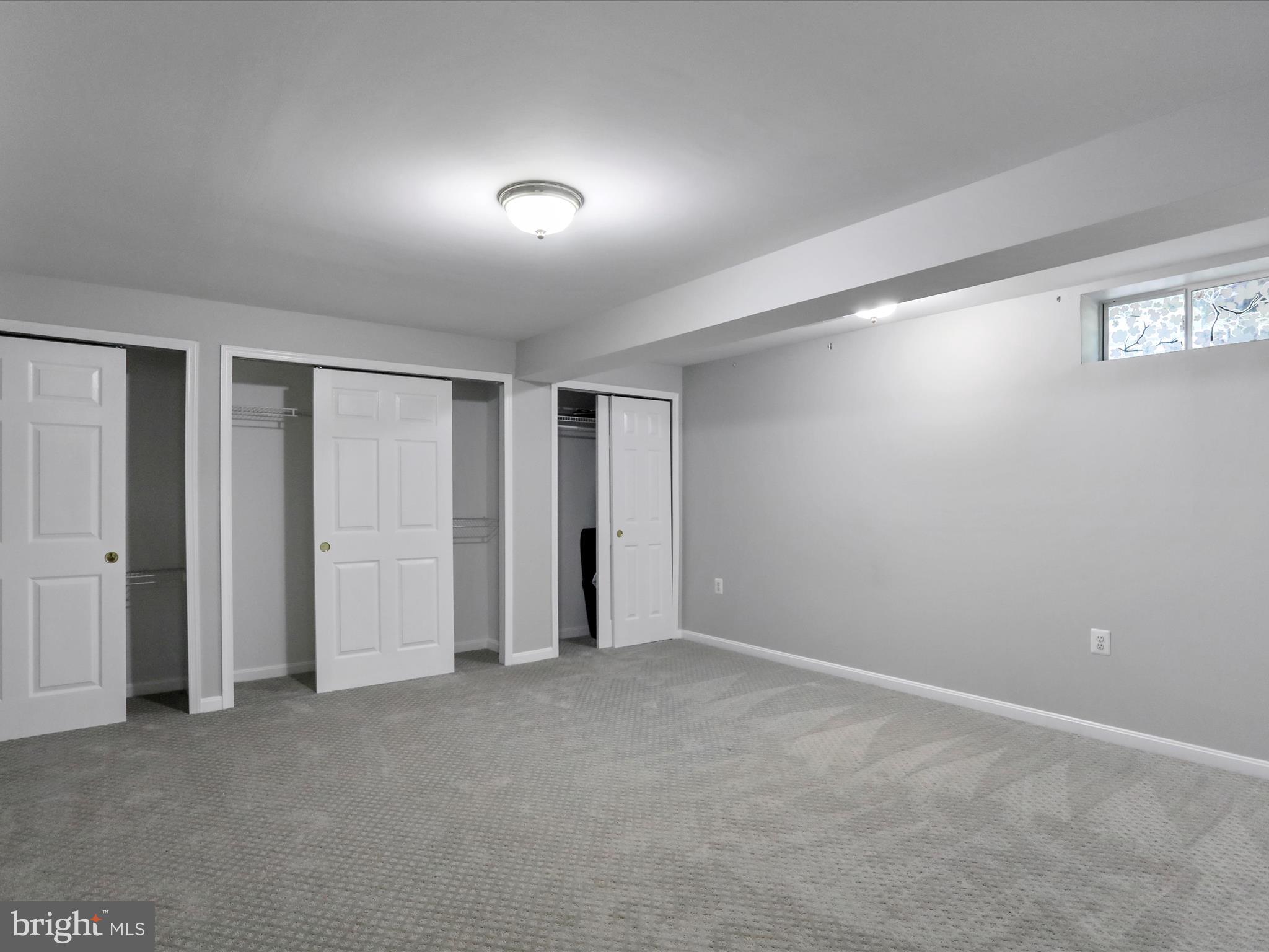 LOCUST HILL - Residential