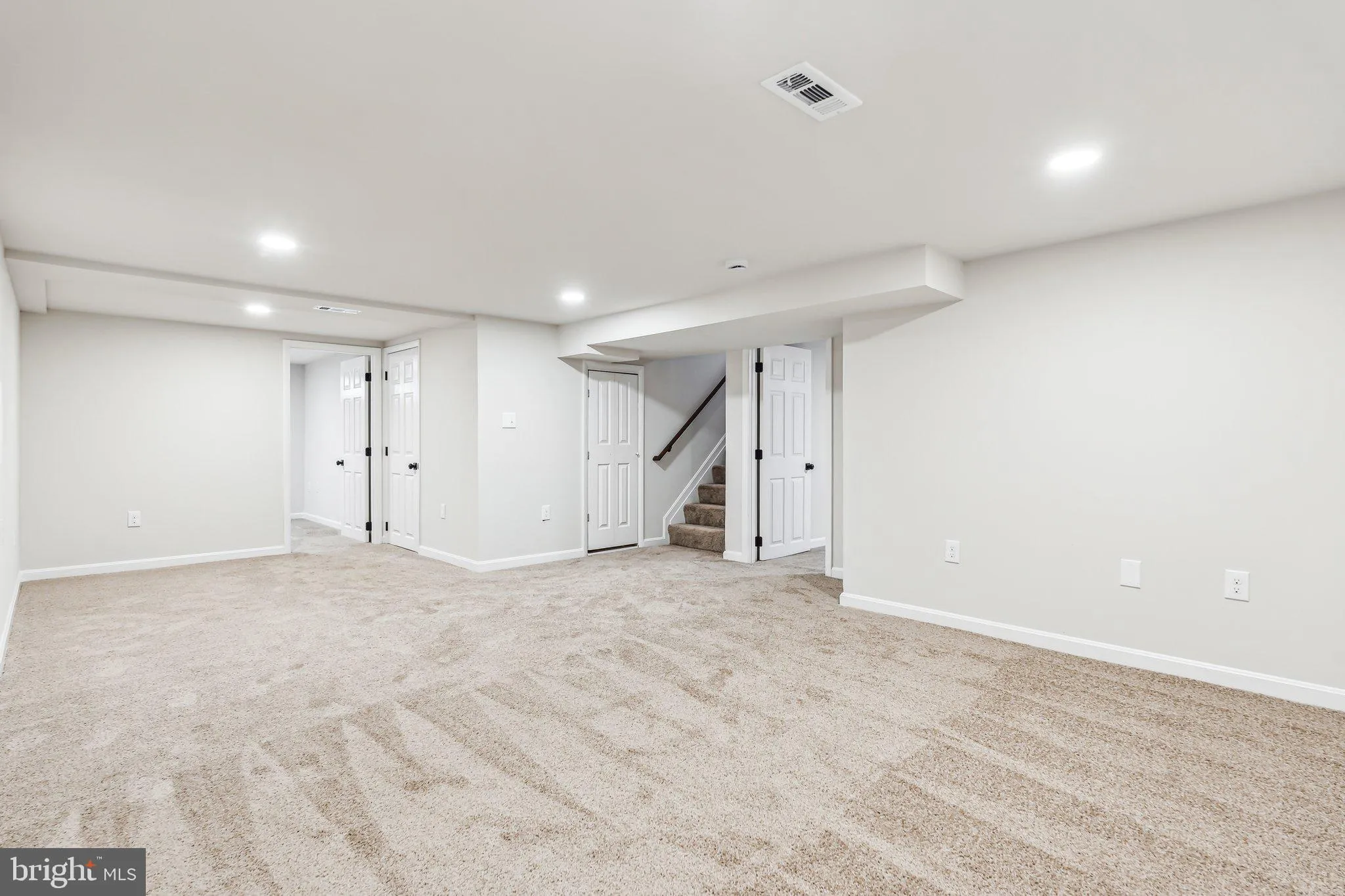 Baltimore, Maryland 21237, United States, 4 Bedrooms Bedrooms, ,2 BathroomsBathrooms,Residential,Pending,124107