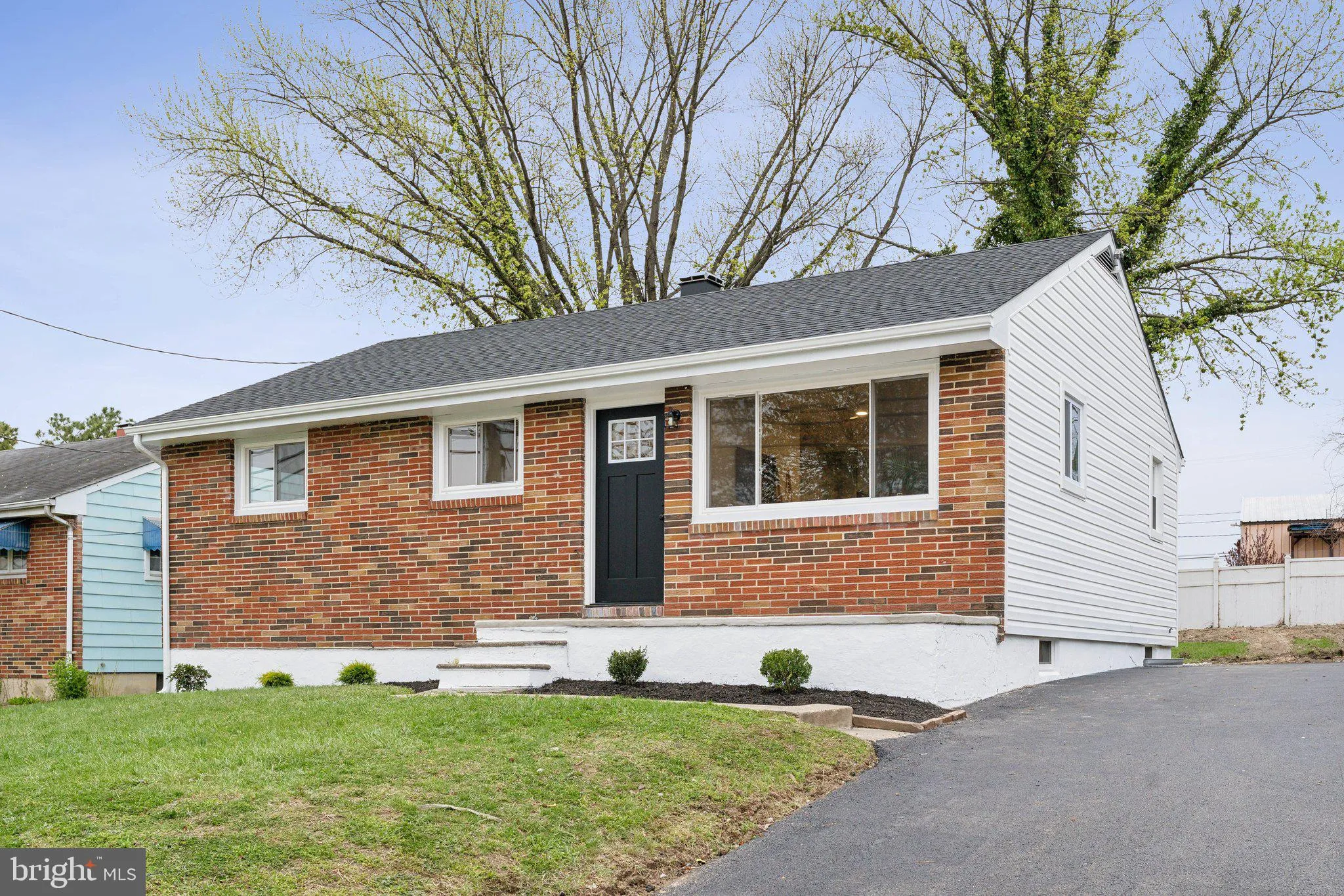 Baltimore, Maryland 21237, United States, 4 Bedrooms Bedrooms, ,2 BathroomsBathrooms,Residential,Pending,124107