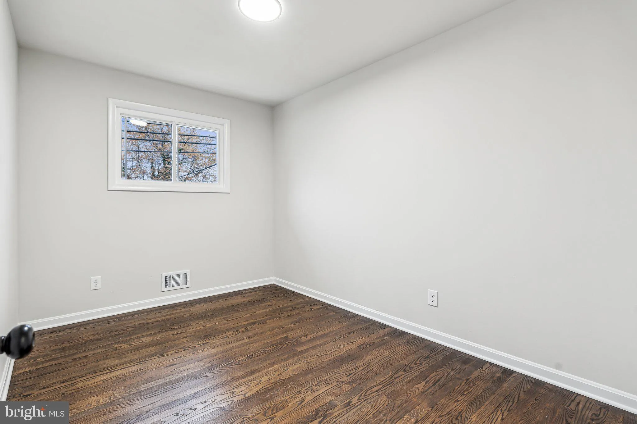 Baltimore, Maryland 21237, United States, 4 Bedrooms Bedrooms, ,2 BathroomsBathrooms,Residential,Pending,124107