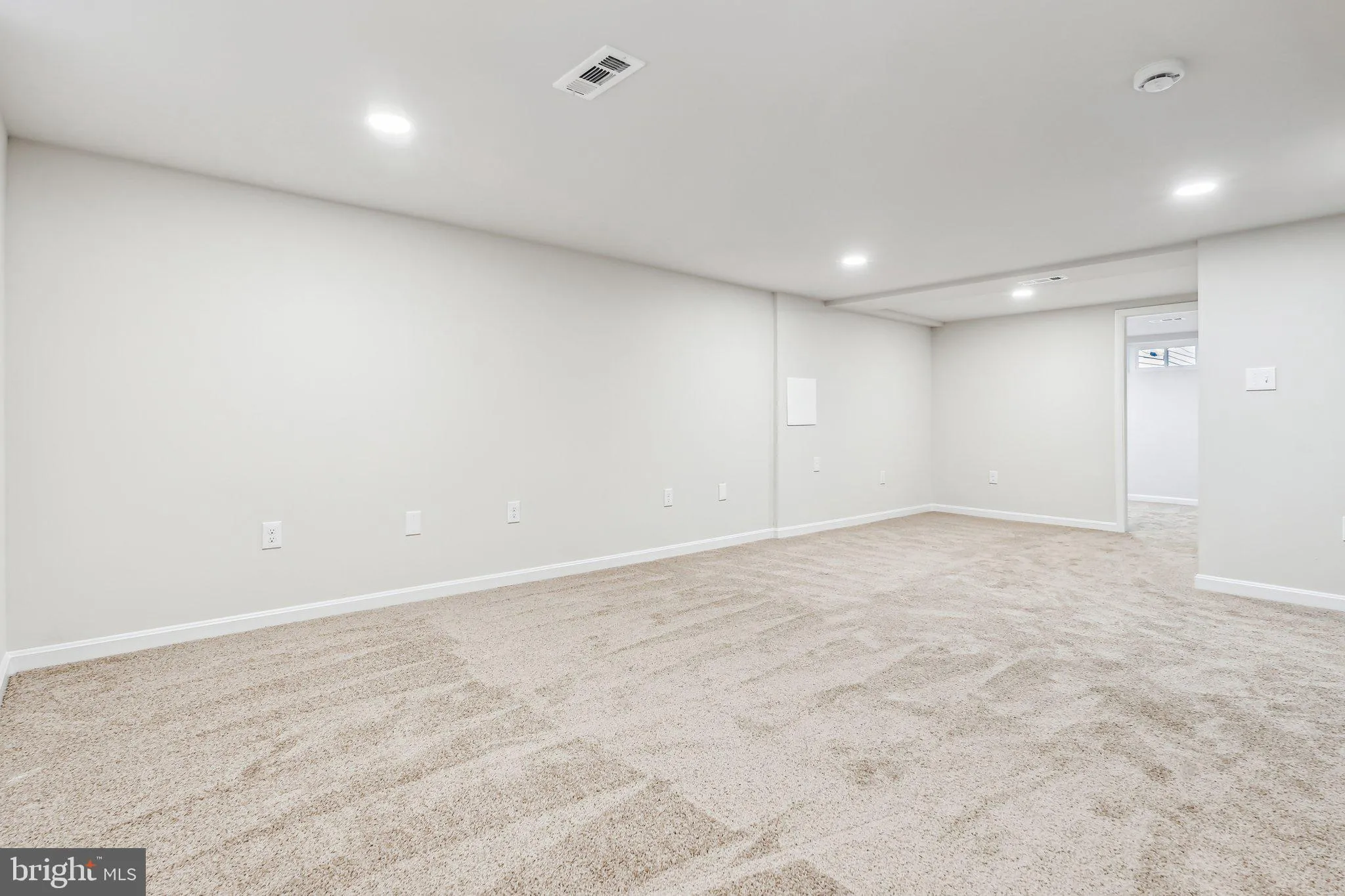 Baltimore, Maryland 21237, United States, 4 Bedrooms Bedrooms, ,2 BathroomsBathrooms,Residential,Pending,124107