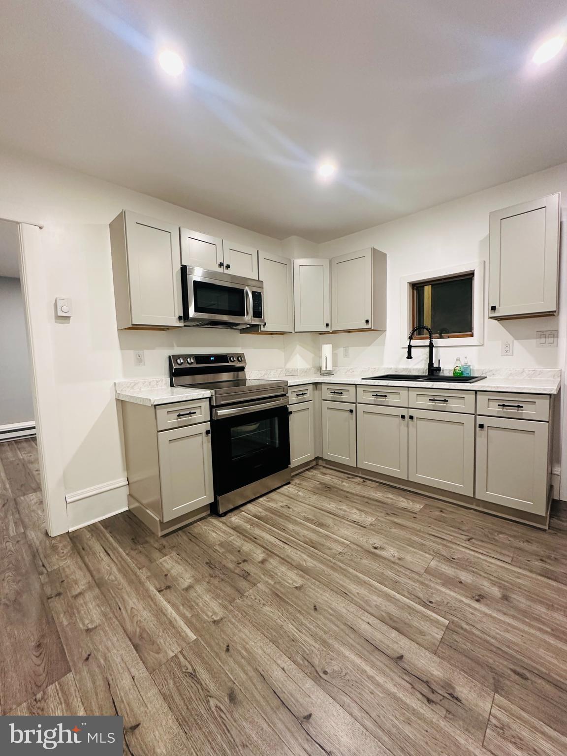 MINERSVILLE - Residential