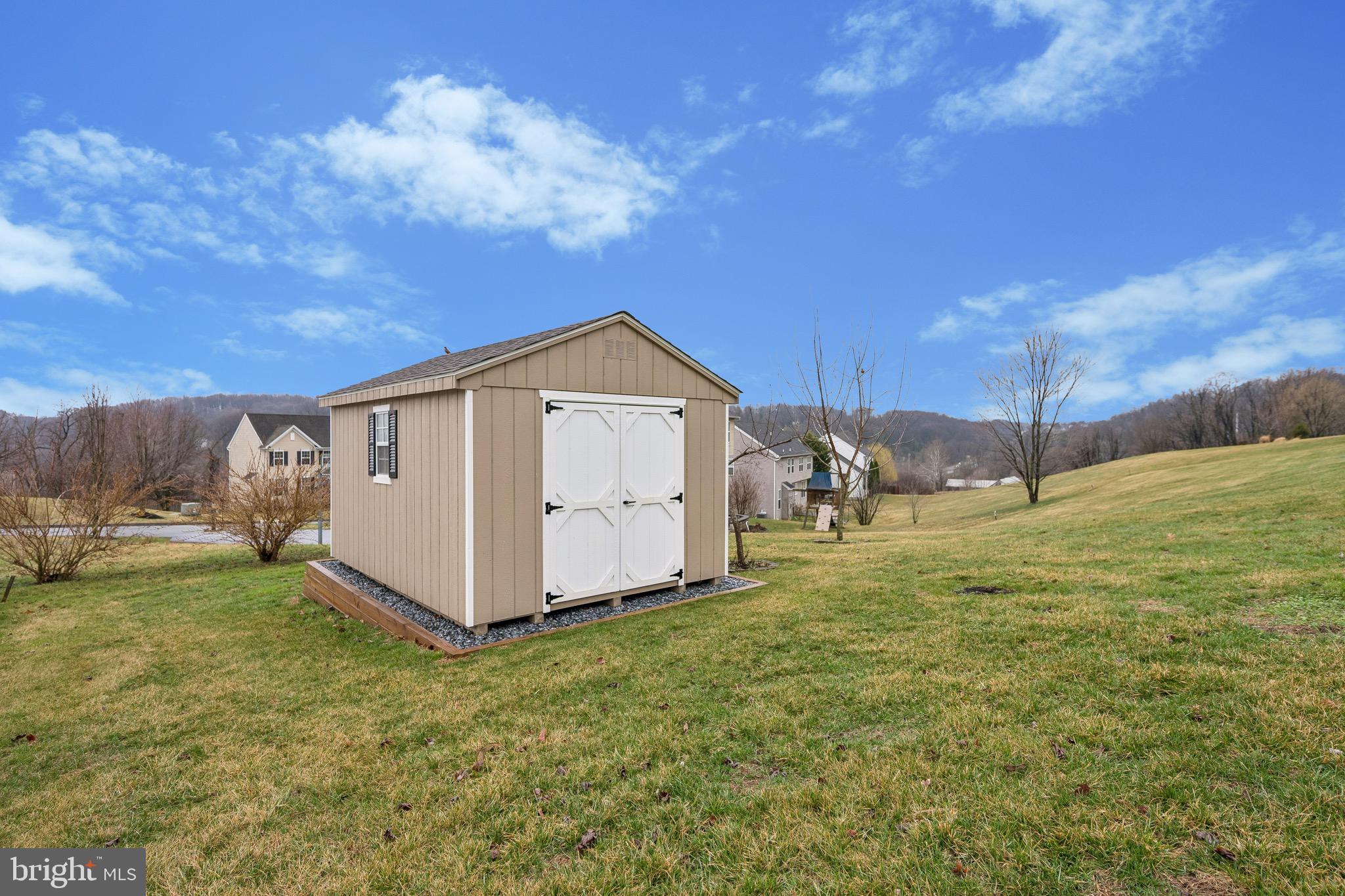 VALLEY FARM ESTATES - Residential