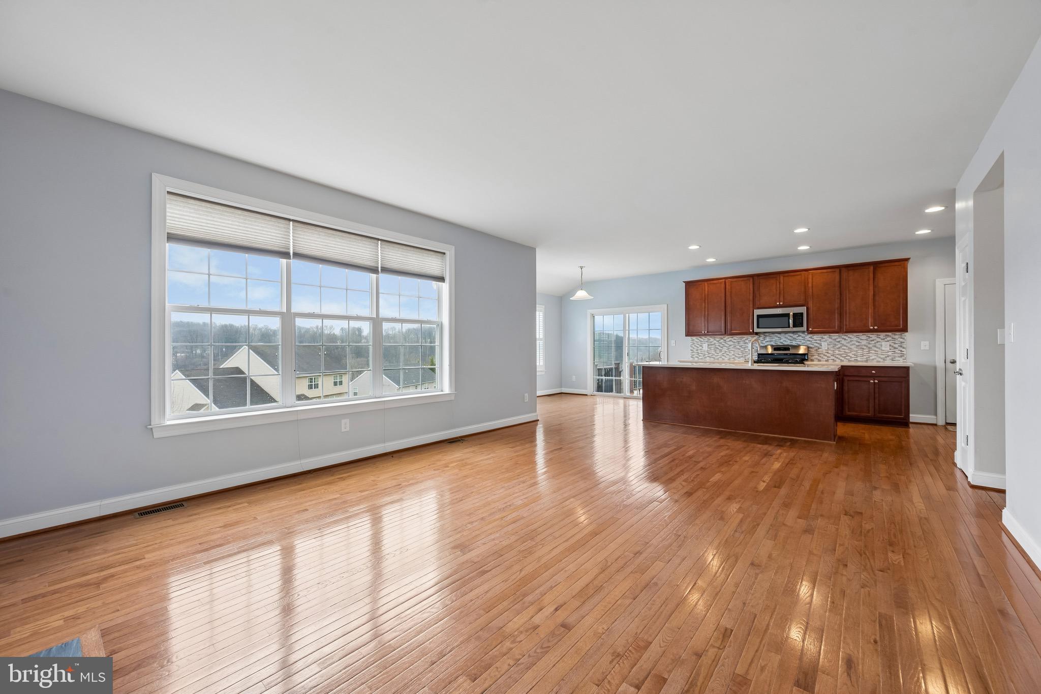 VALLEY FARM ESTATES - Residential