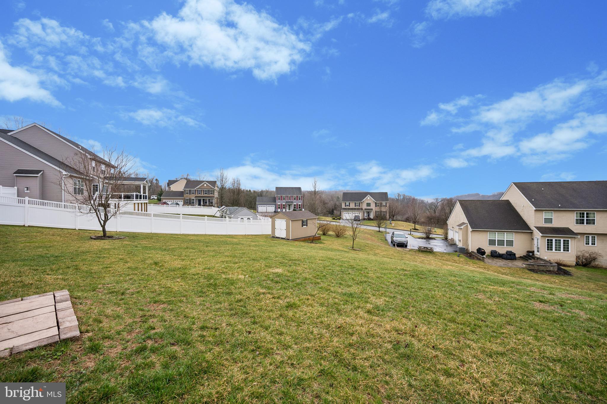 VALLEY FARM ESTATES - Residential