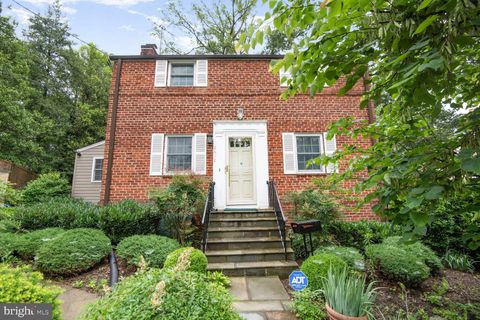 Photo of 2612 Spencer Road, CHEVY CHASE, MD 20815 (MLS # MDMC2186600)