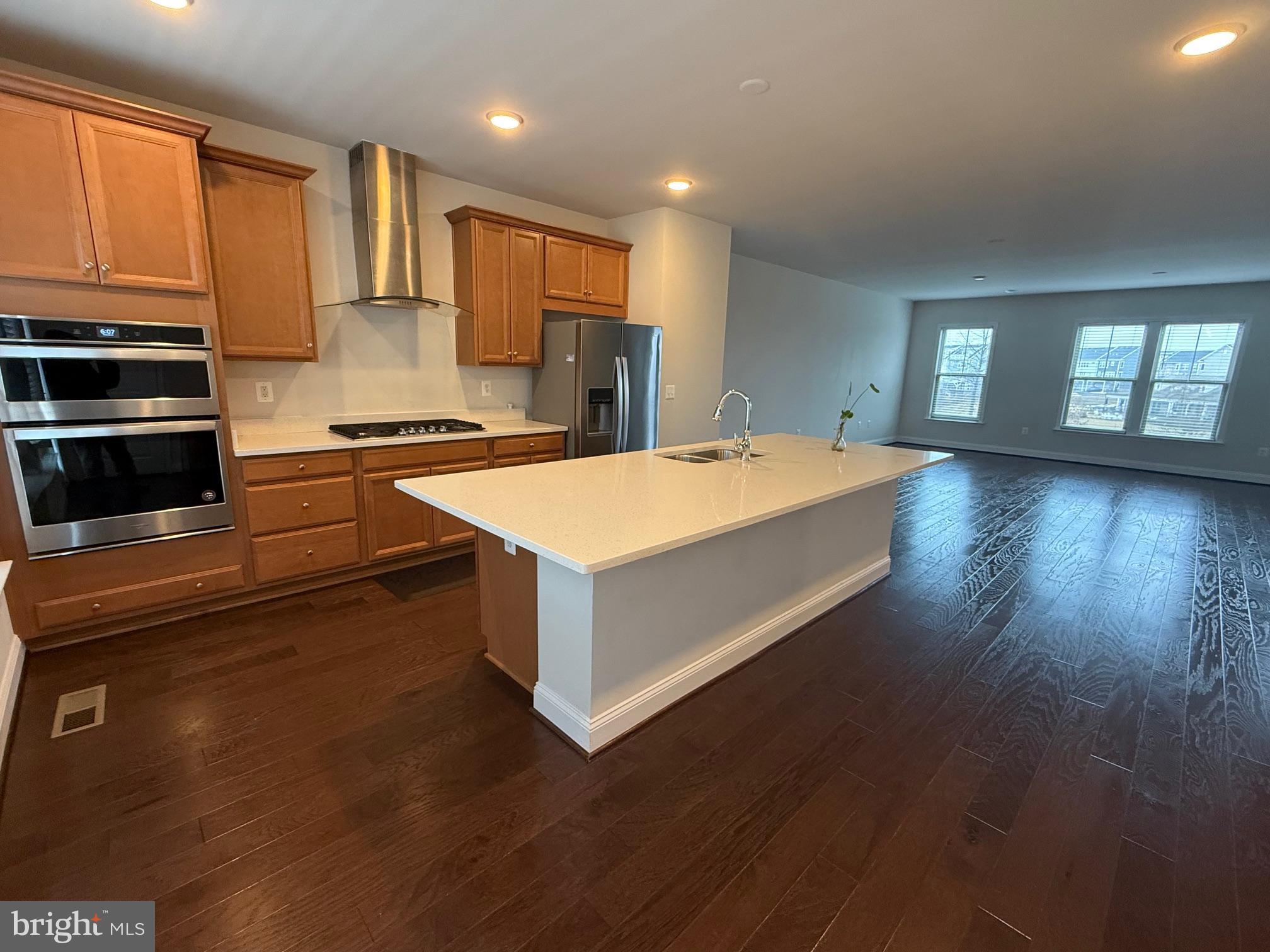 POTOMAC SHORES - Residential