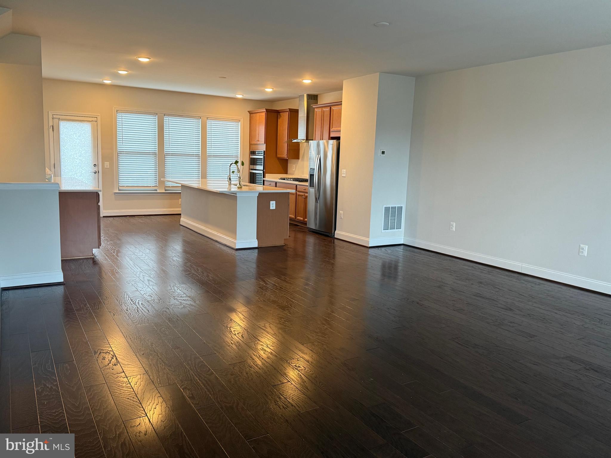 POTOMAC SHORES - Residential