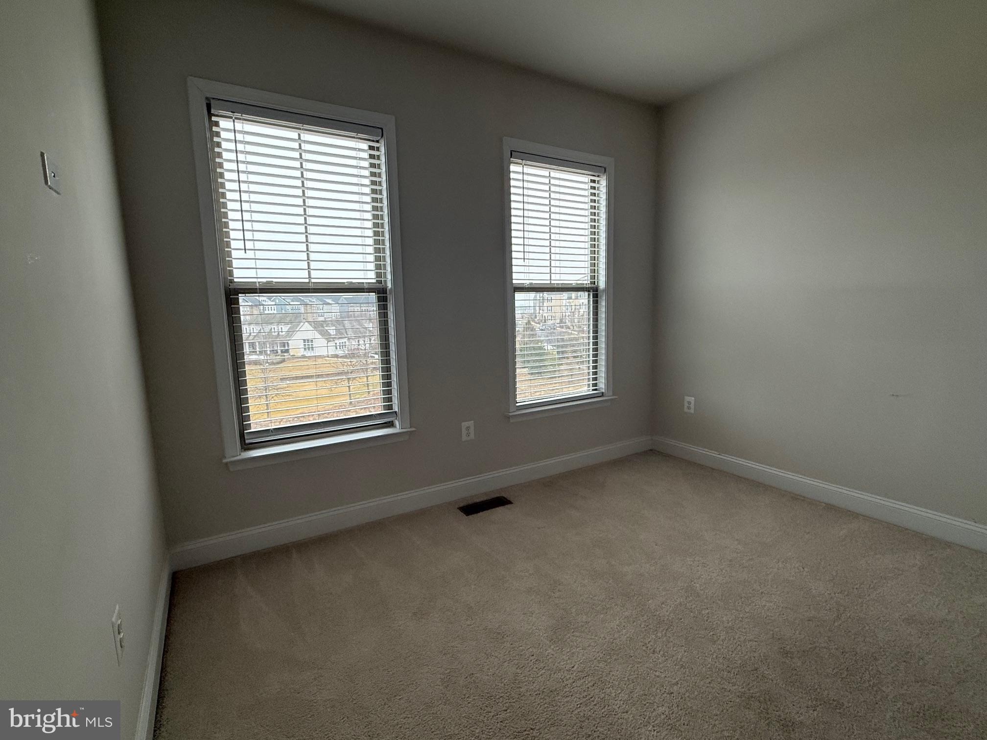 POTOMAC SHORES - Residential