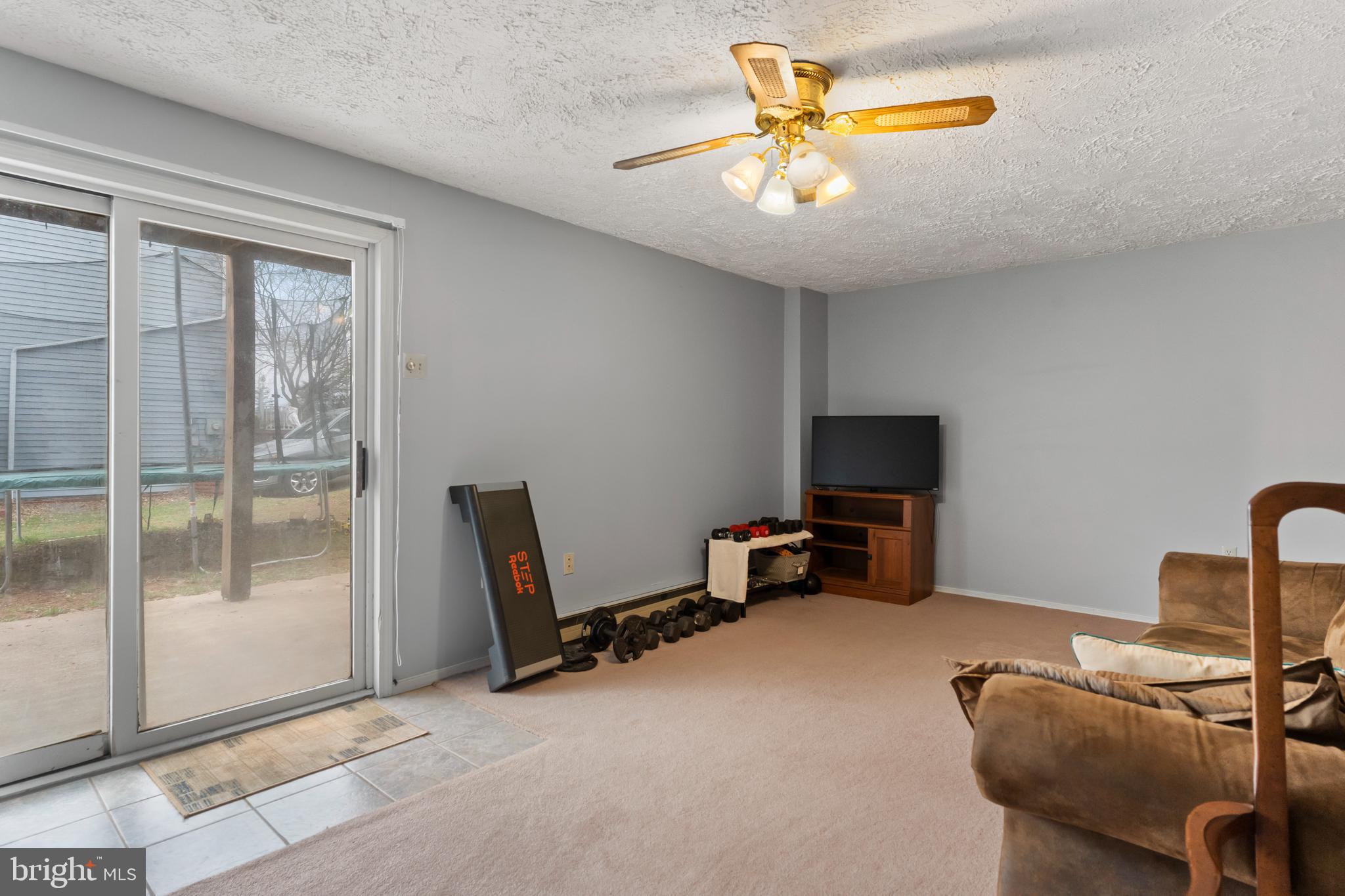 VALLEY GREEN VILLAGE - Residential