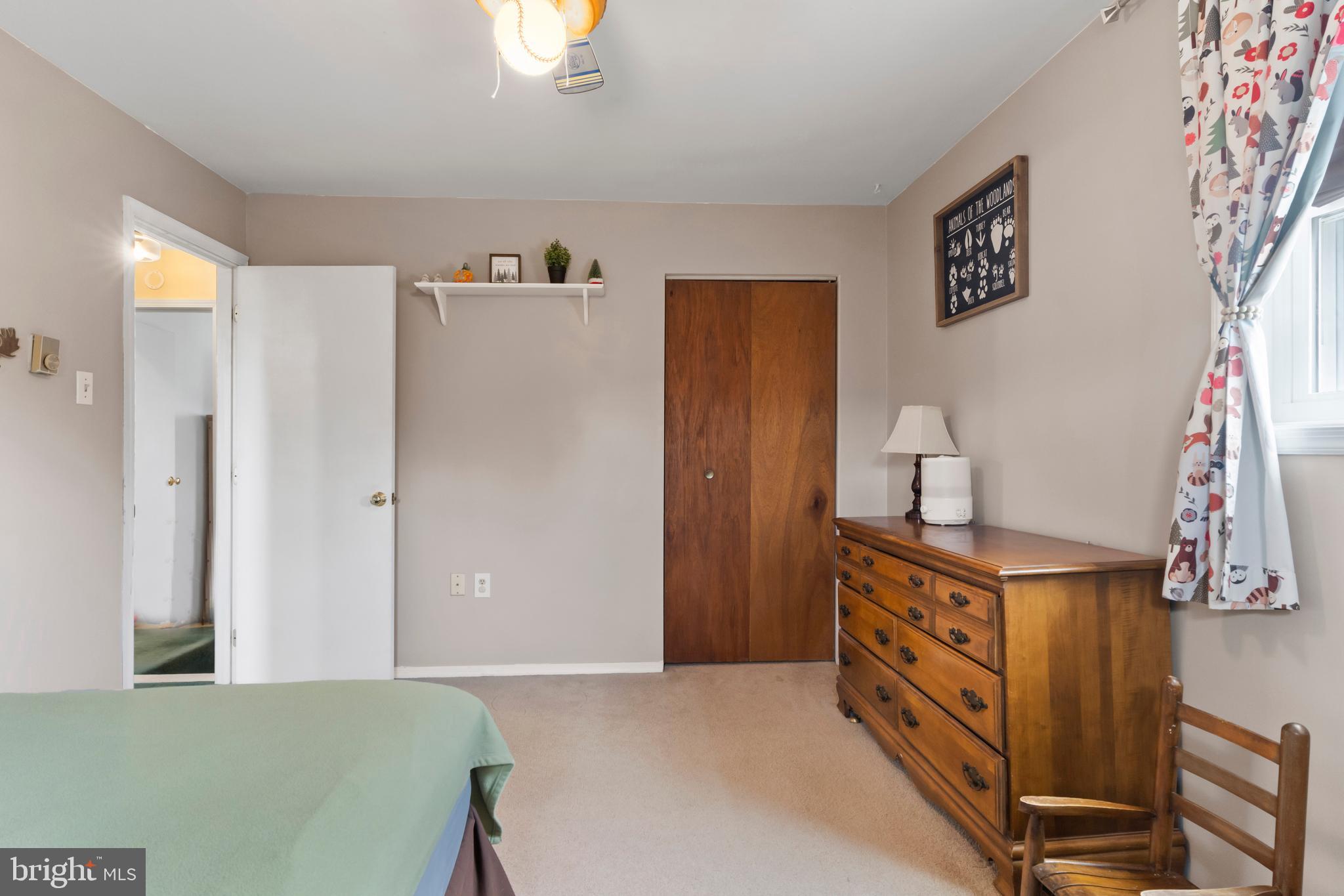 VALLEY GREEN VILLAGE - Residential