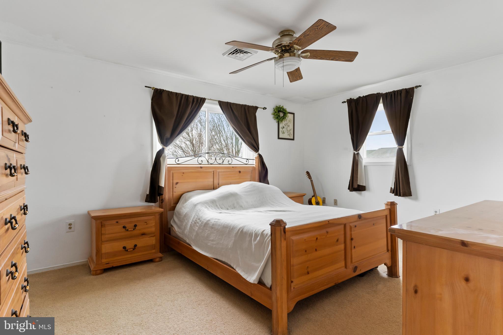 VALLEY GREEN VILLAGE - Residential