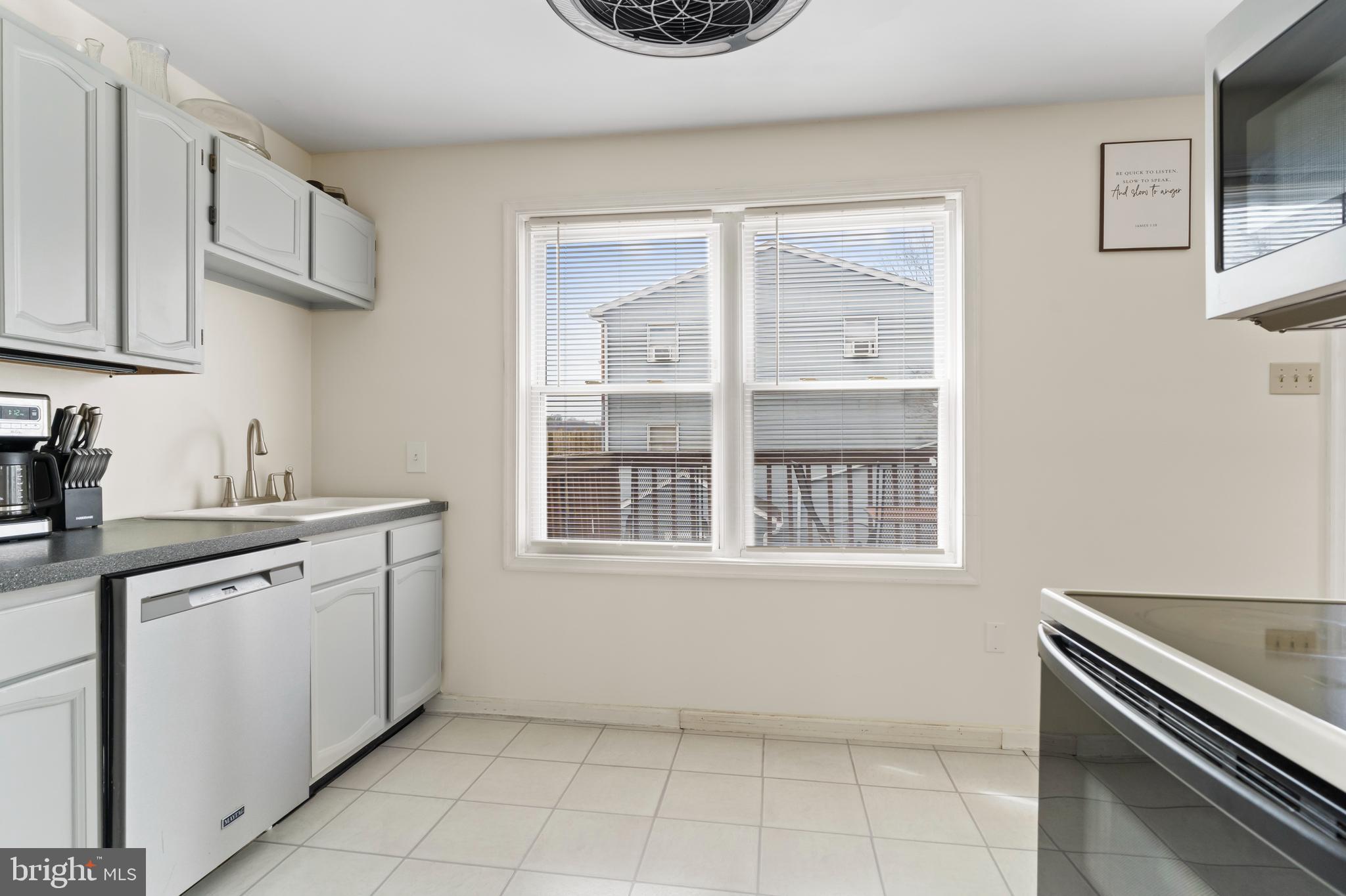 VALLEY GREEN VILLAGE - Residential