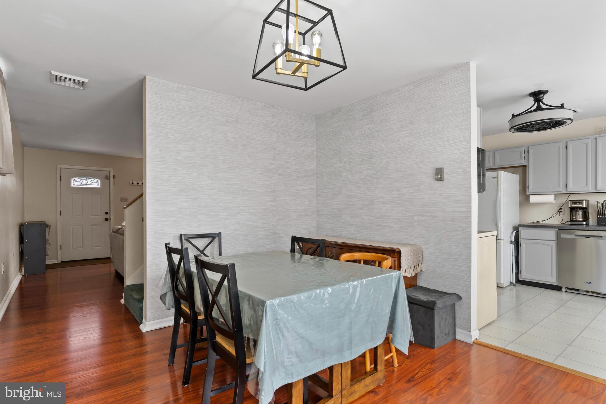 VALLEY GREEN VILLAGE - Residential