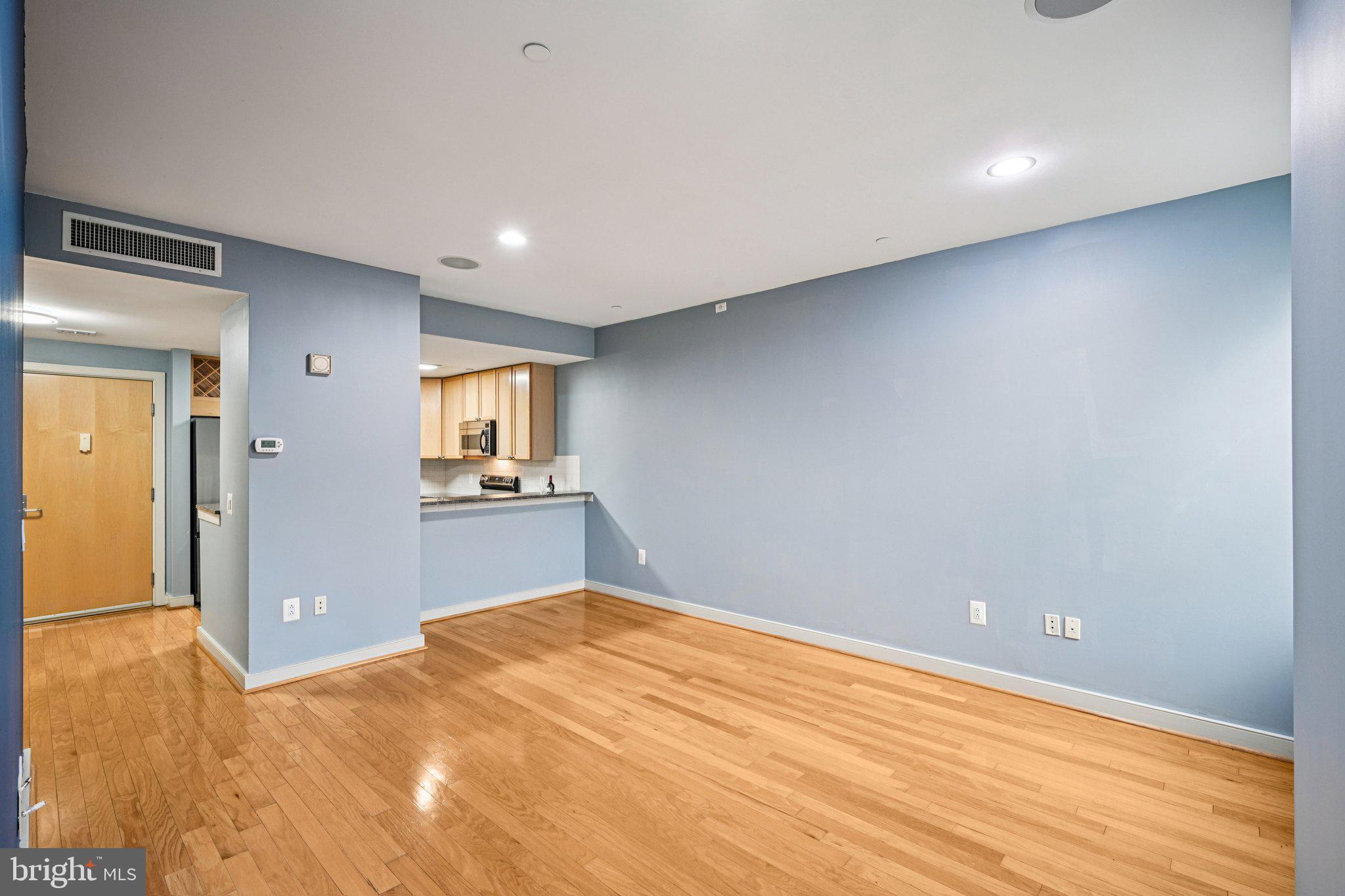 111 S 15TH STREET 2008