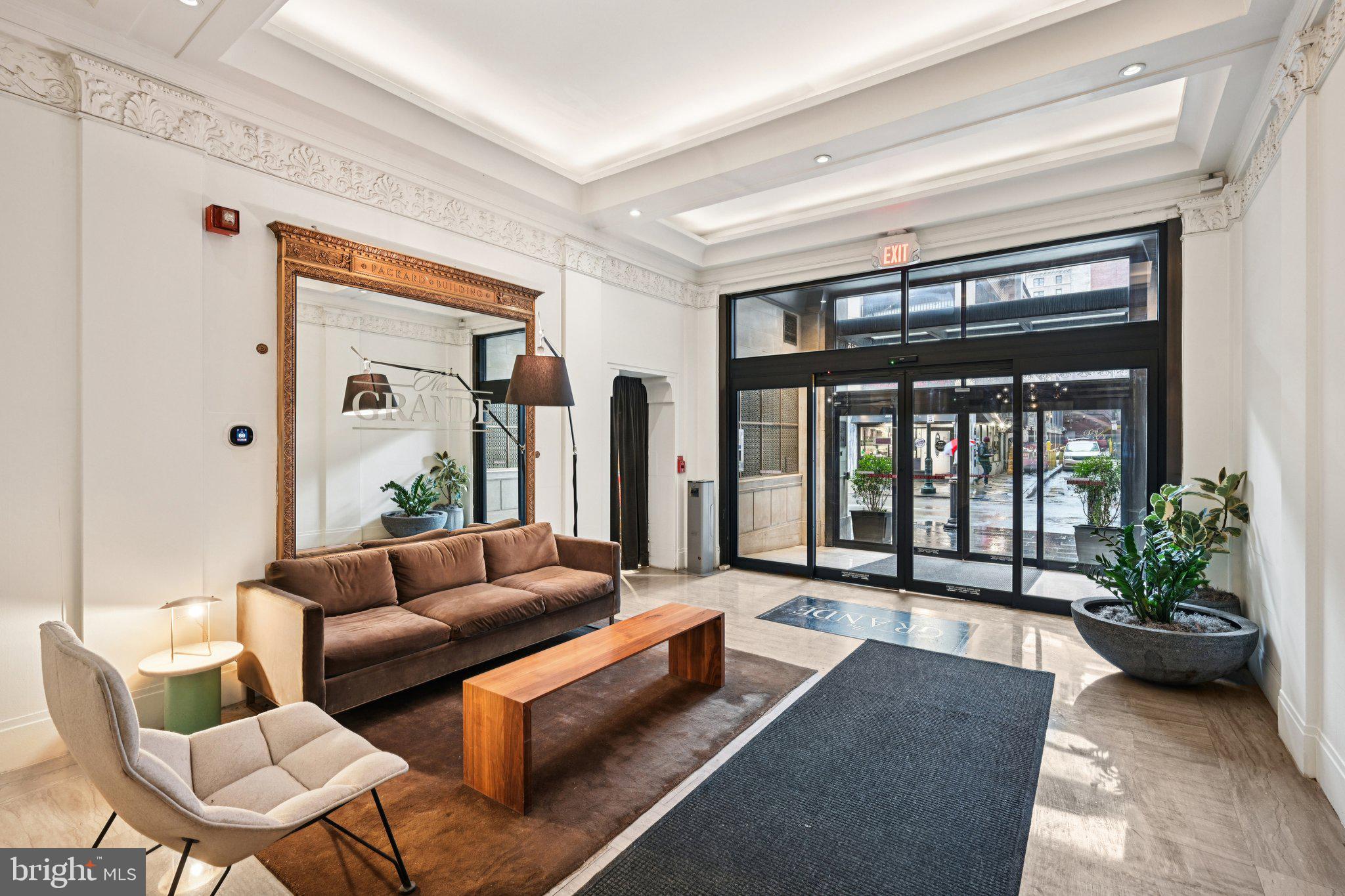 PACKARD GRANDE - Residential