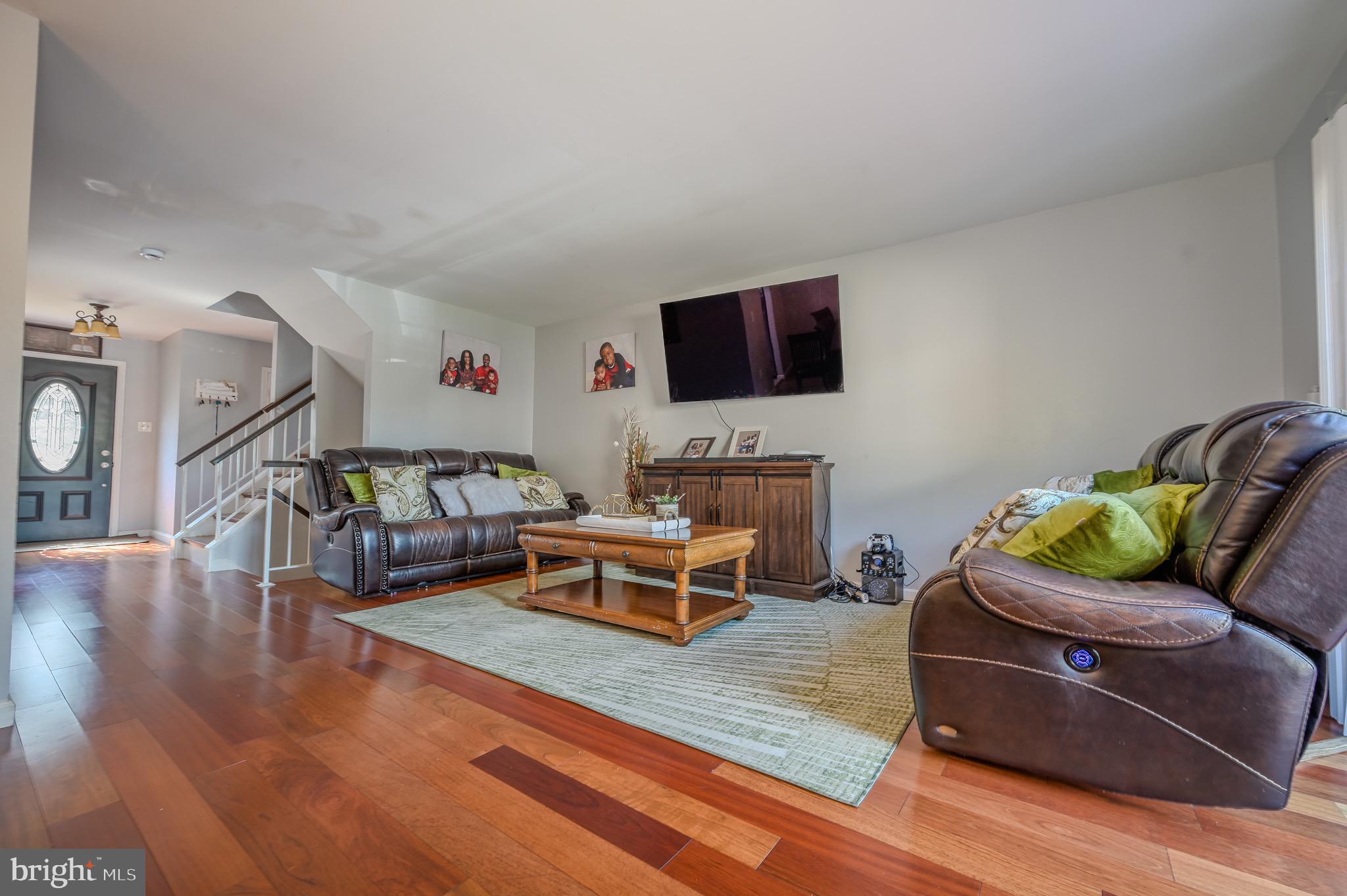 LAKE RIDGE - Residential Lease