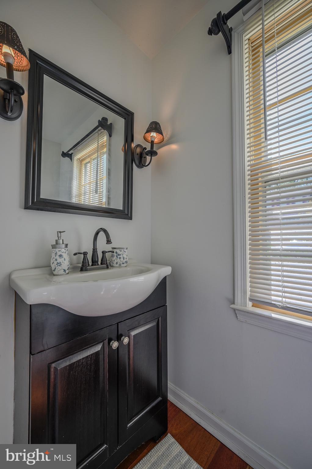 LAKE RIDGE - Residential Lease