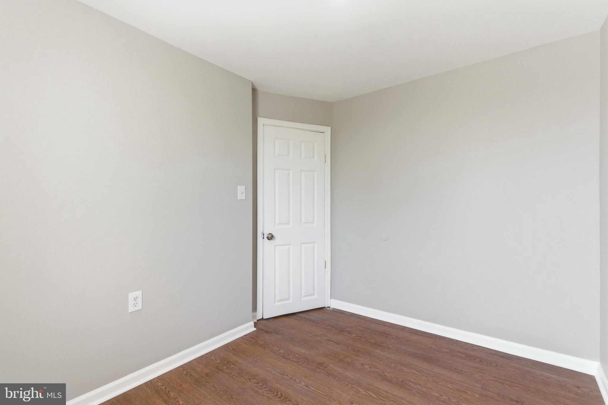 CLIFTON - Residential