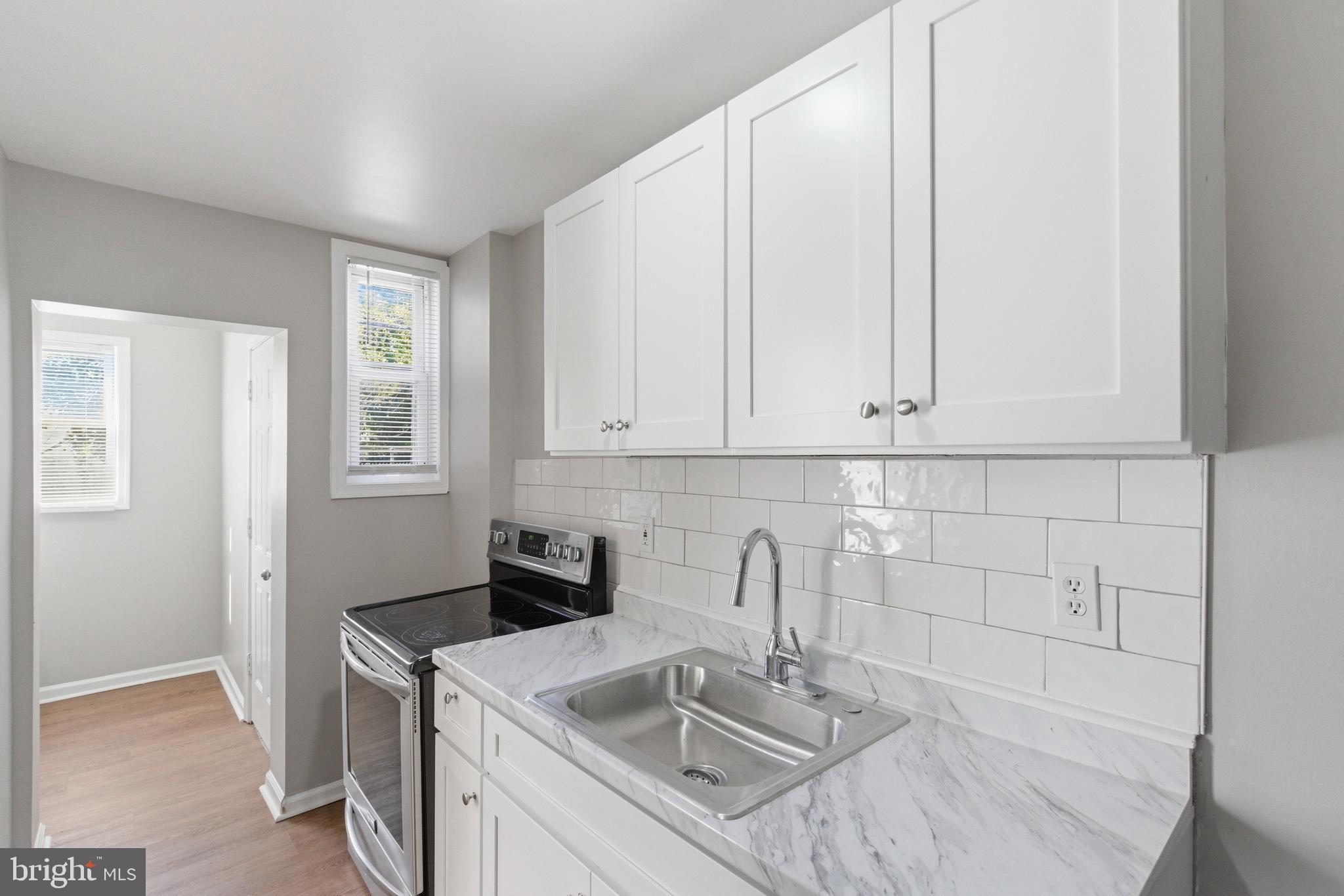 CLIFTON - Residential