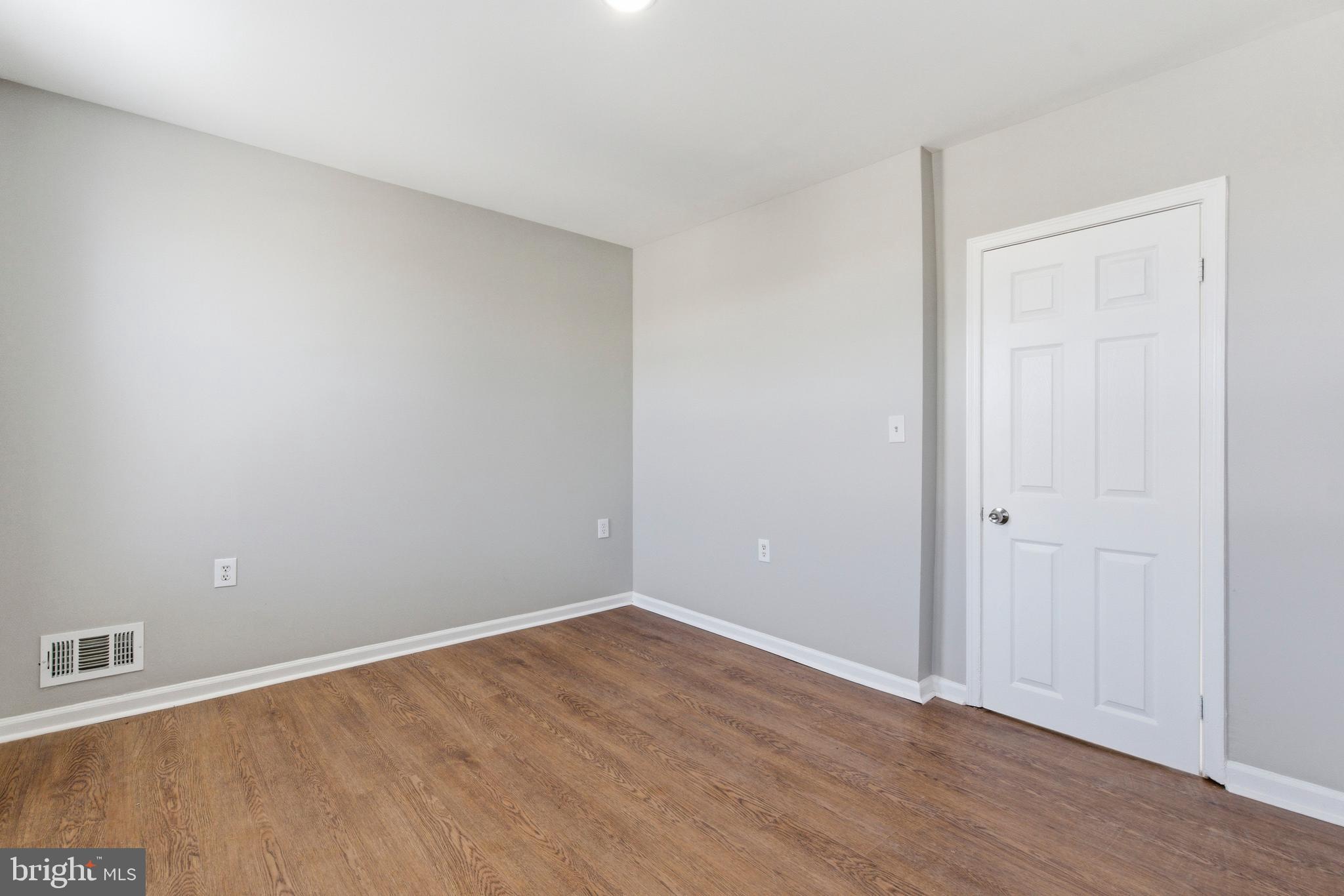 CLIFTON - Residential