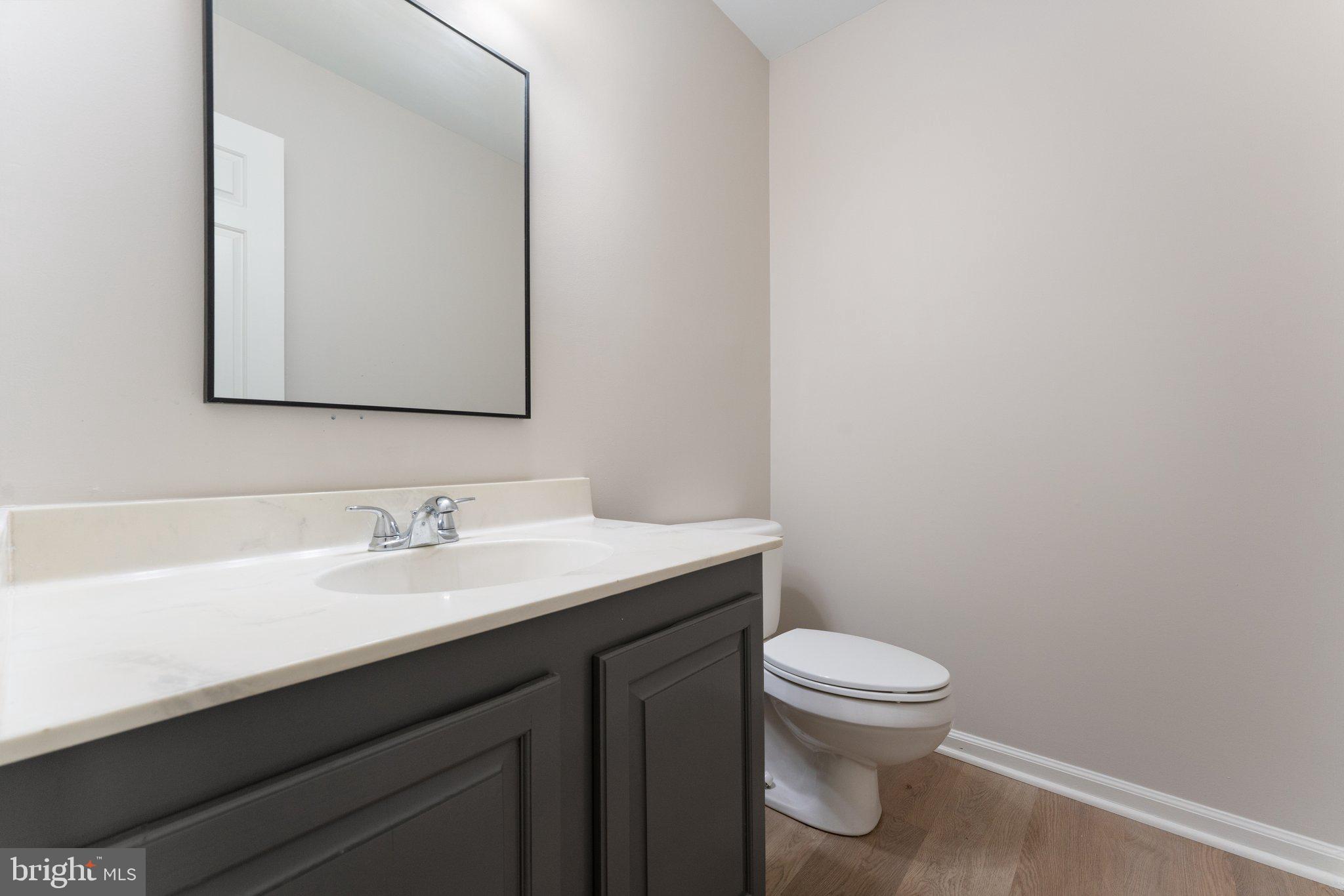 LAKE RIDGE - Residential