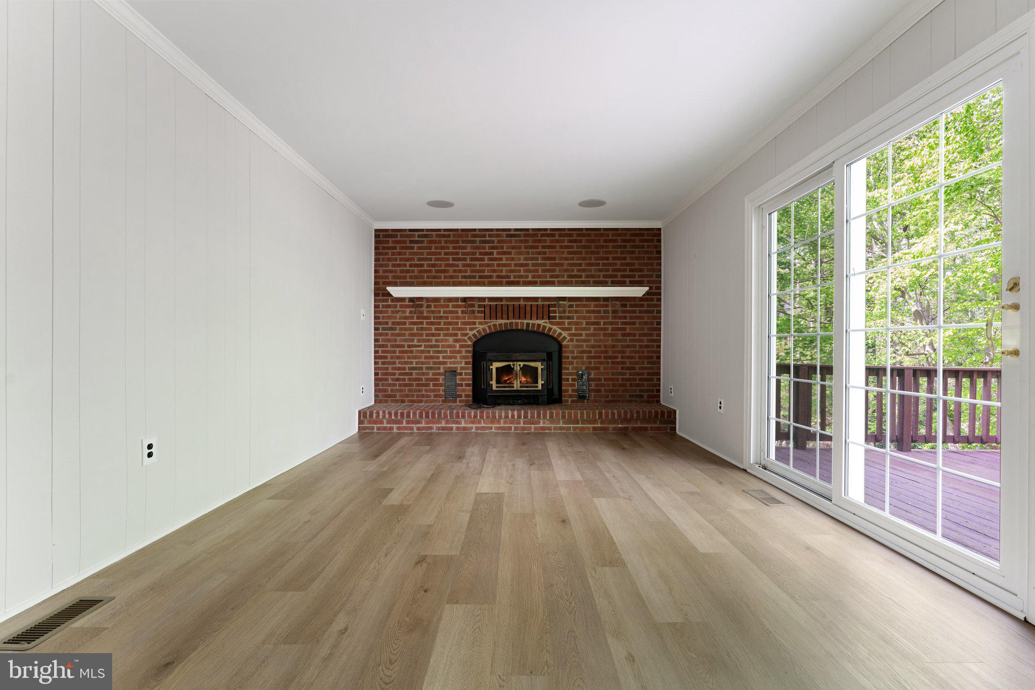 LAKE RIDGE - Residential