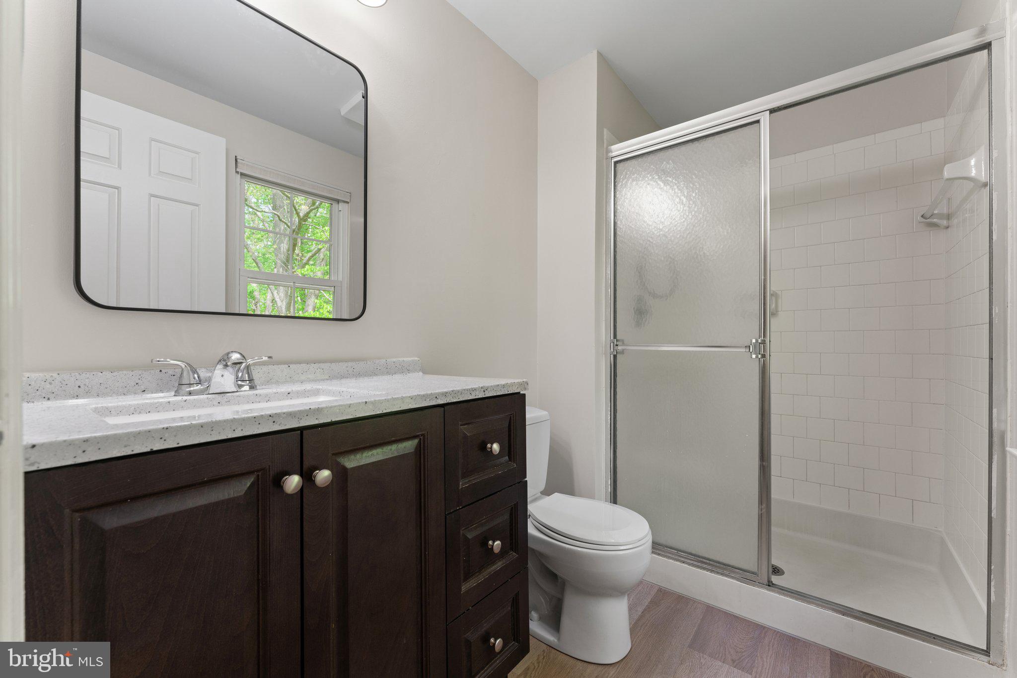 LAKE RIDGE - Residential