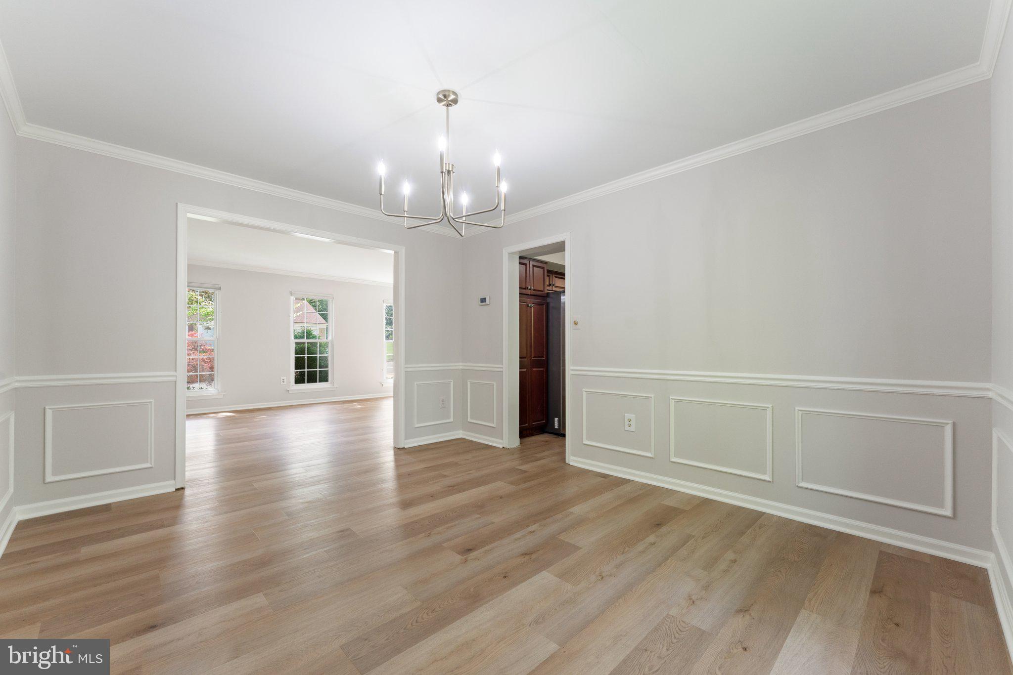 LAKE RIDGE - Residential