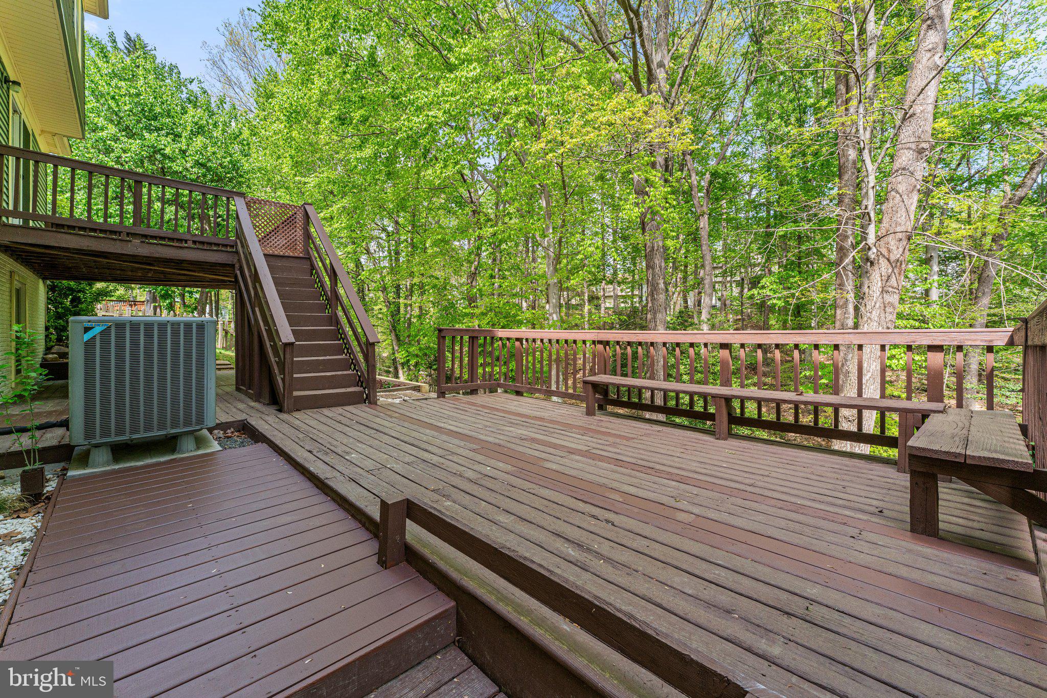 LAKE RIDGE - Residential