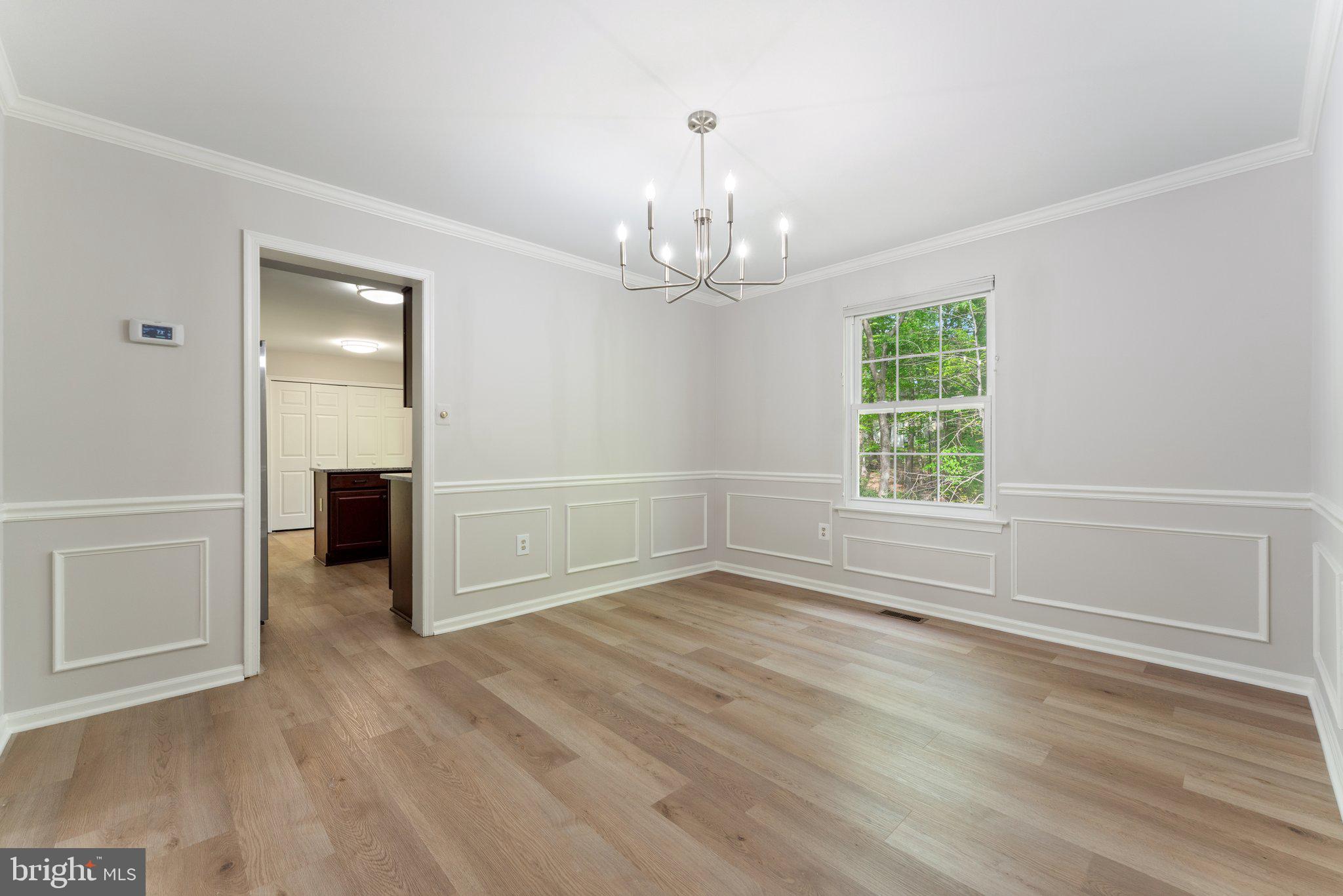 LAKE RIDGE - Residential