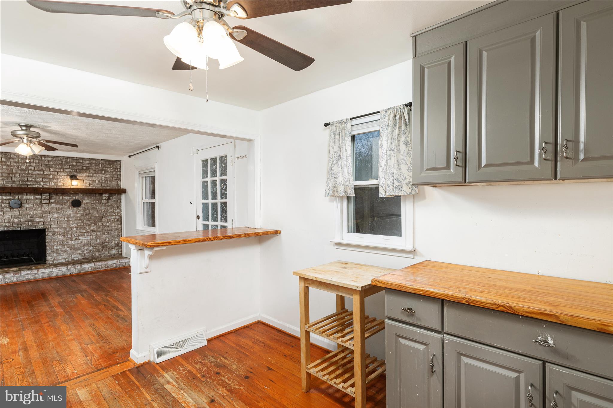 DOWNING ESTATES - Residential