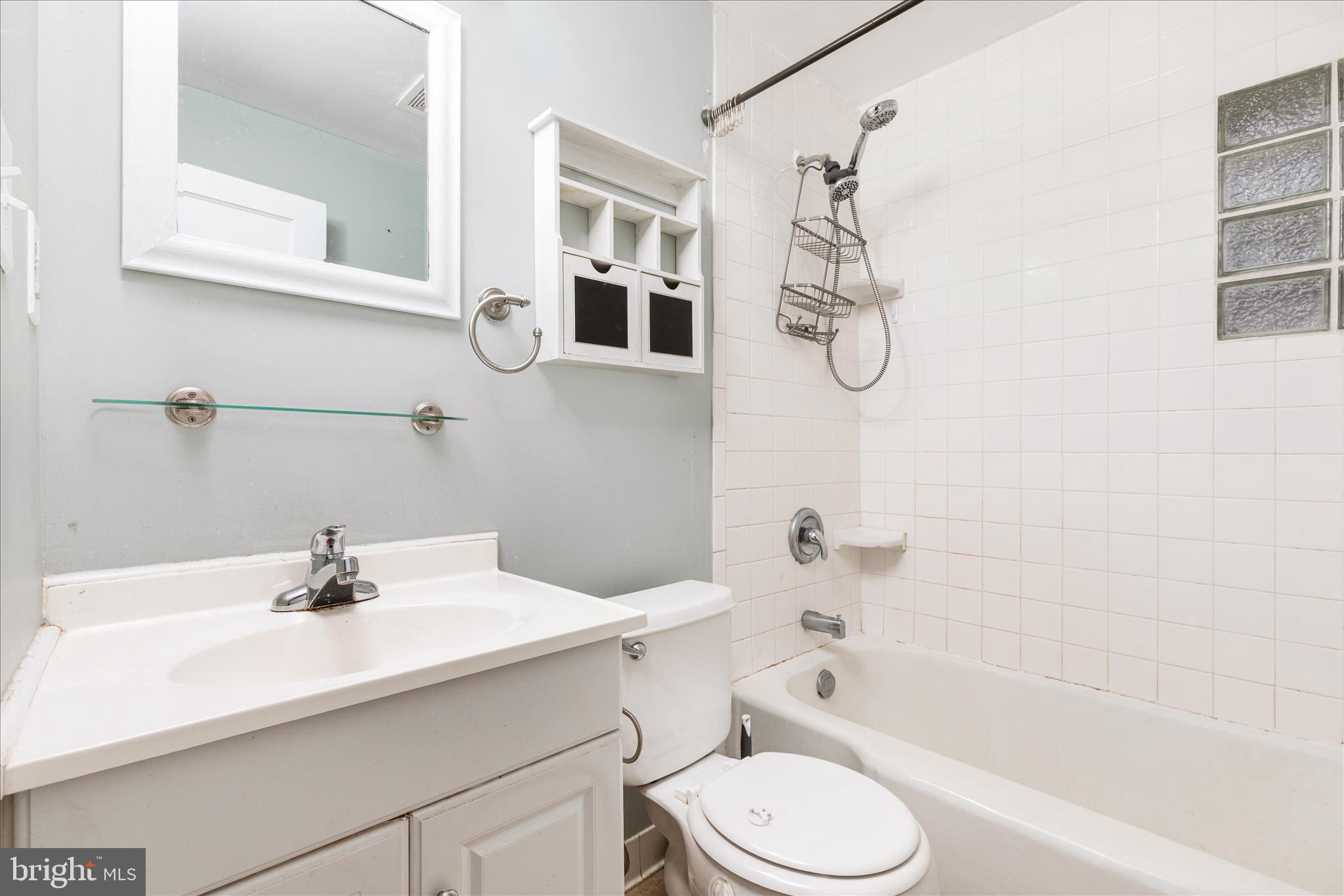 DOWNING ESTATES - Residential