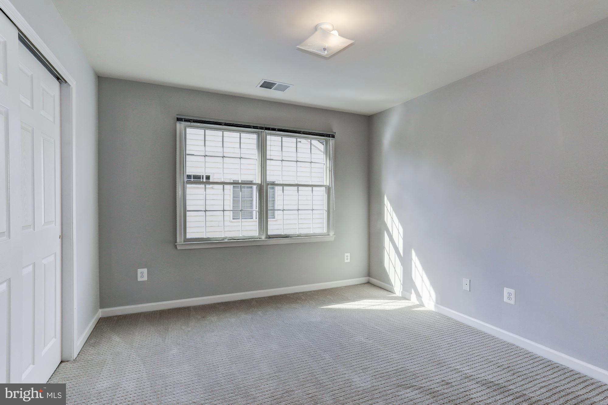 BELMONT COUNTRY CLUB - Residential Lease