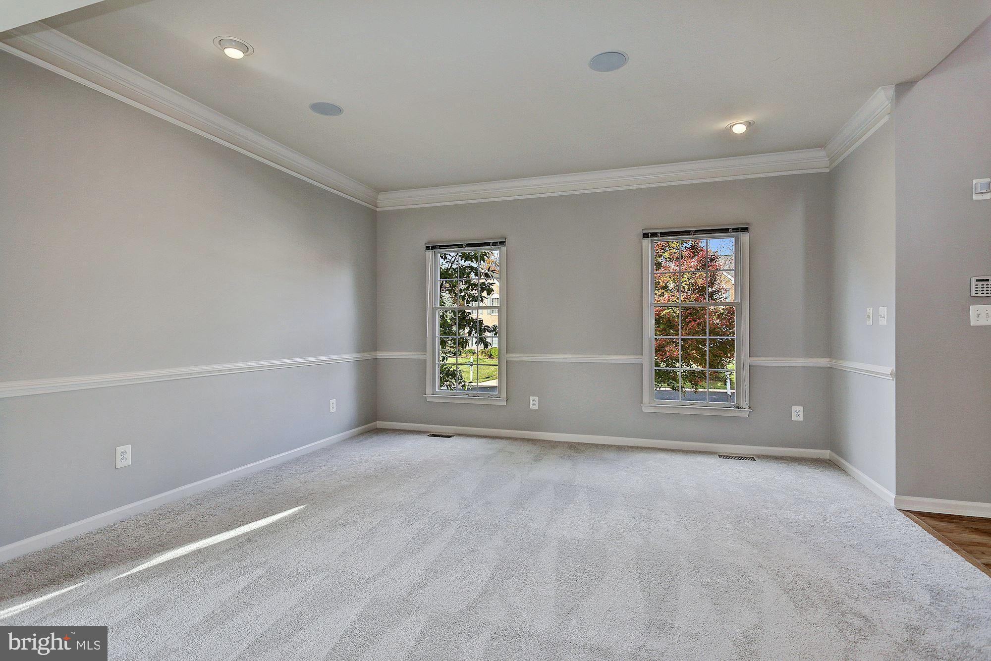 BELMONT COUNTRY CLUB - Residential Lease