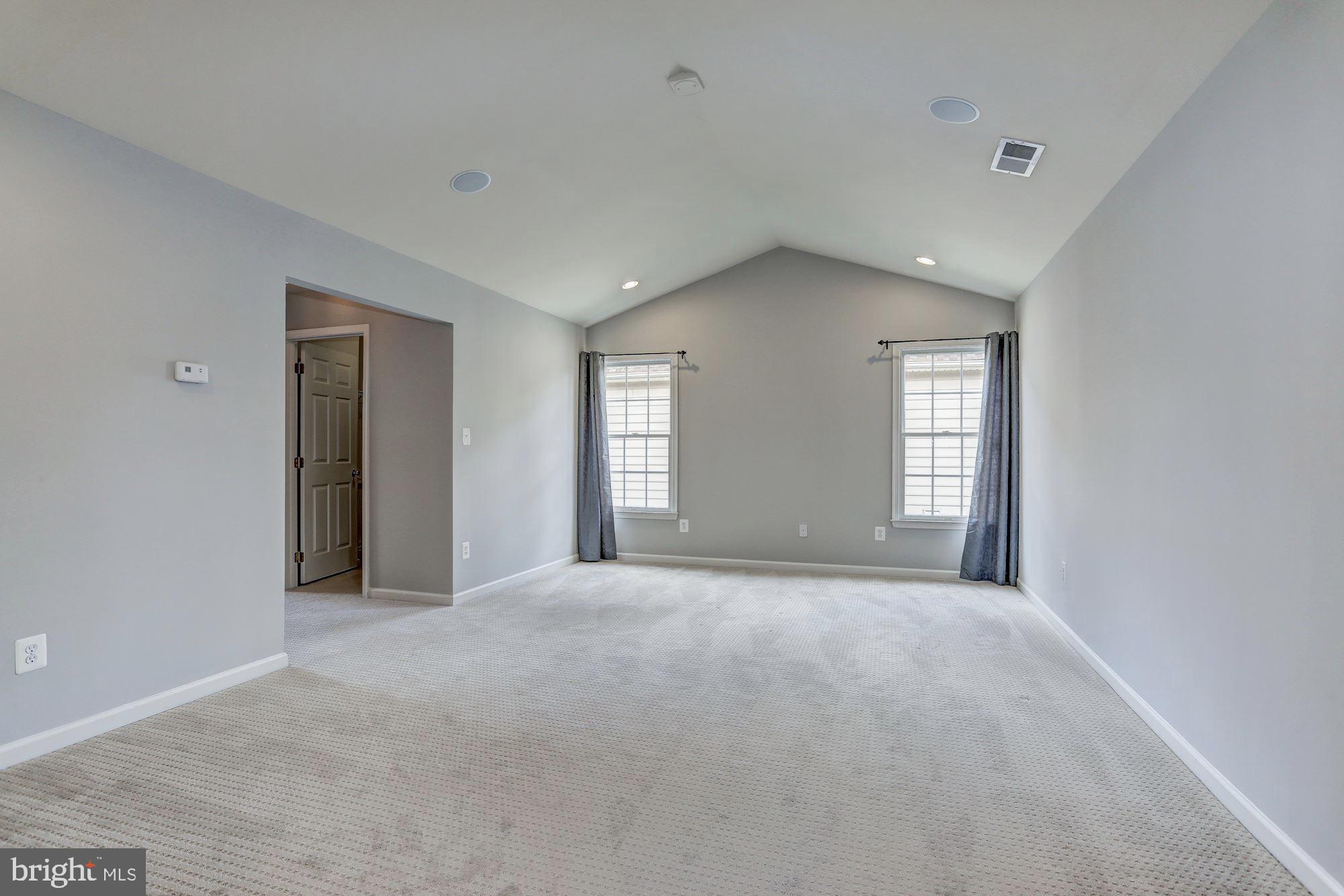 BELMONT COUNTRY CLUB - Residential Lease