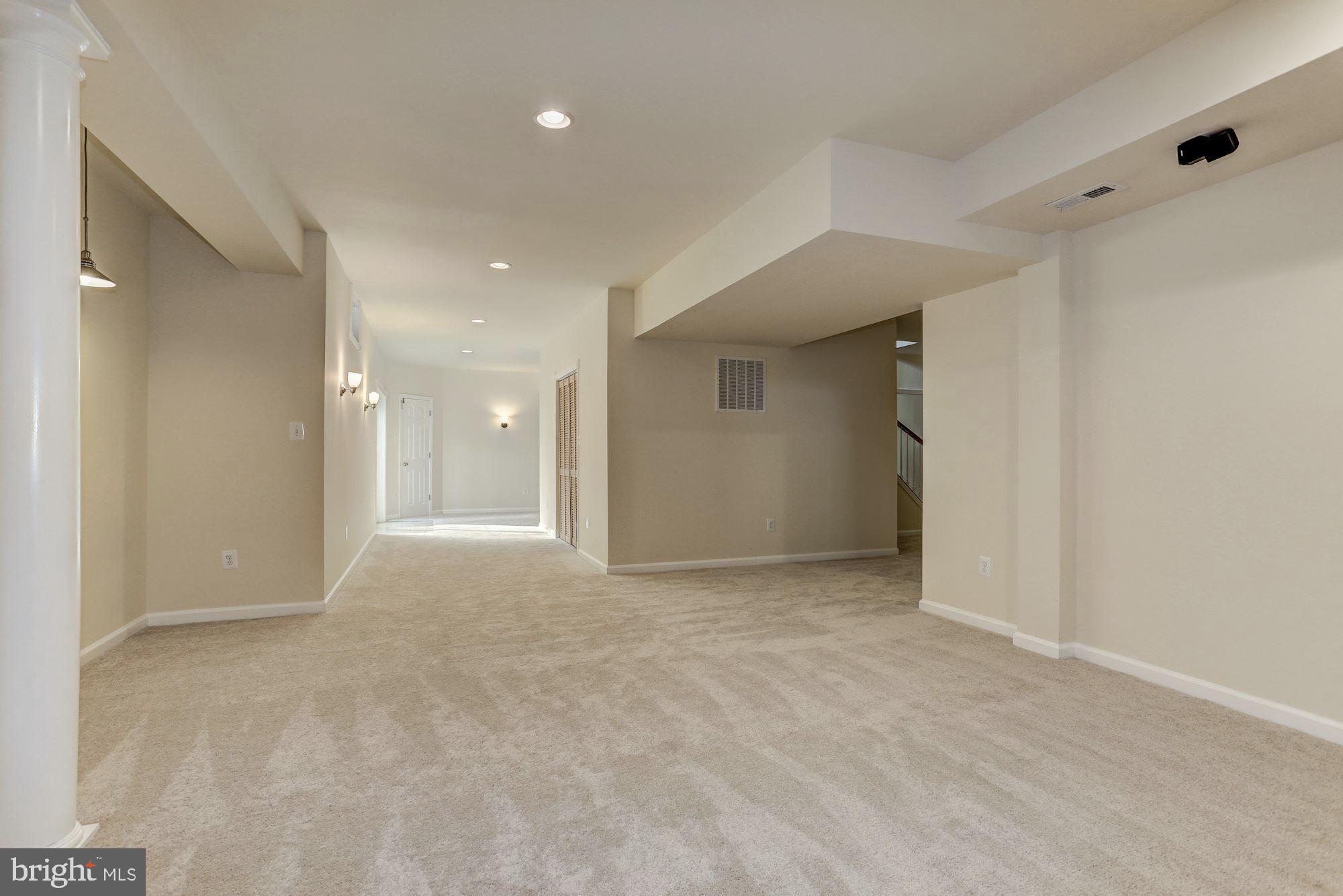 BELMONT COUNTRY CLUB - Residential Lease