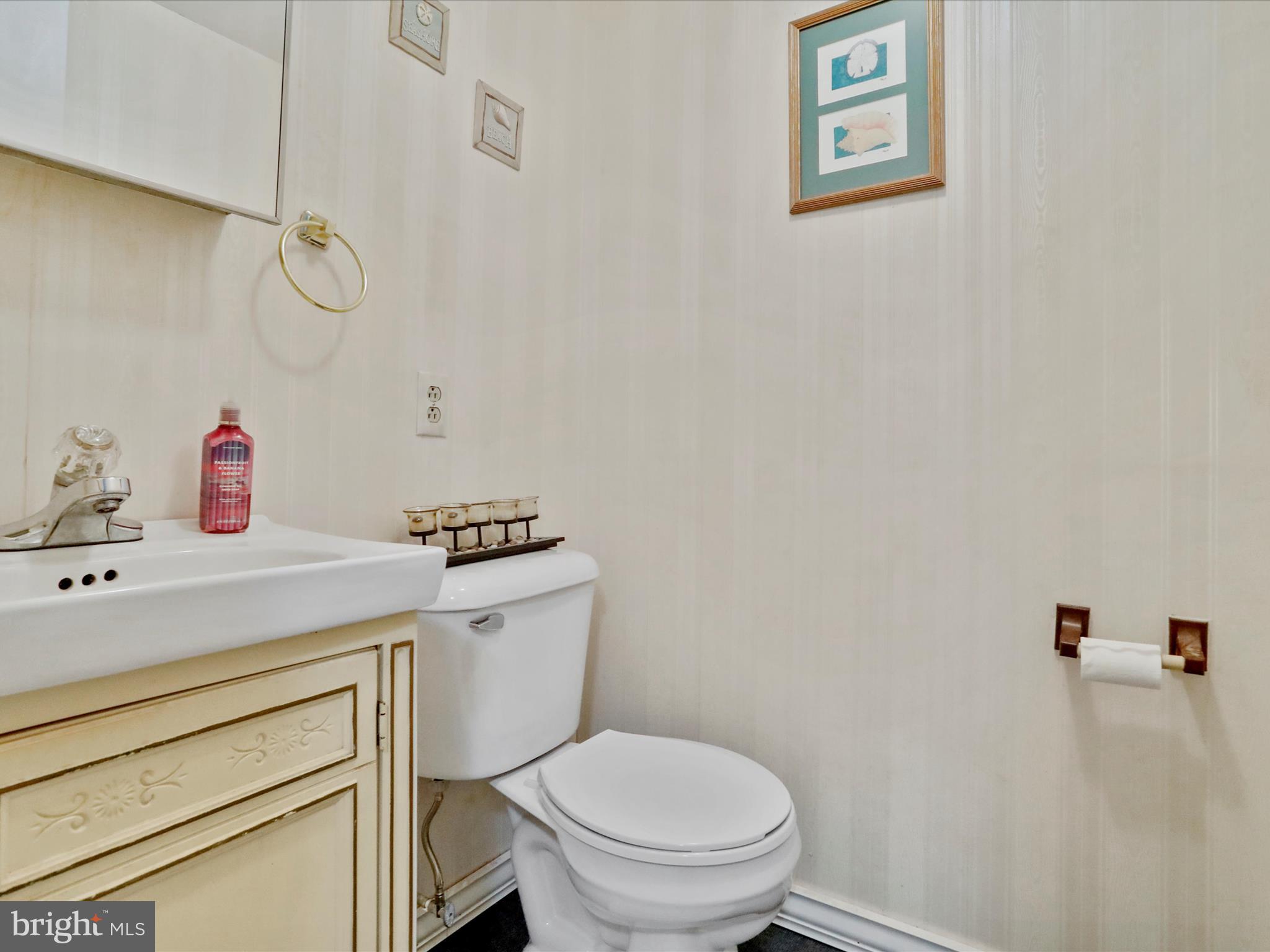 AIRPORT ADDITION - Residential