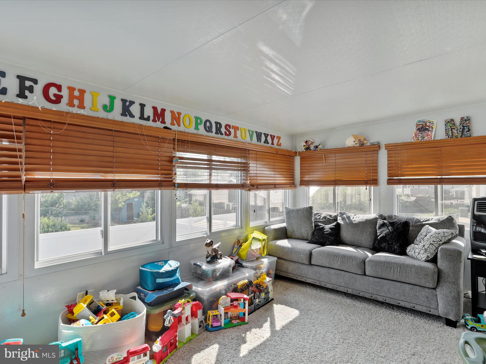 AIRPORT ADDITION - Residential