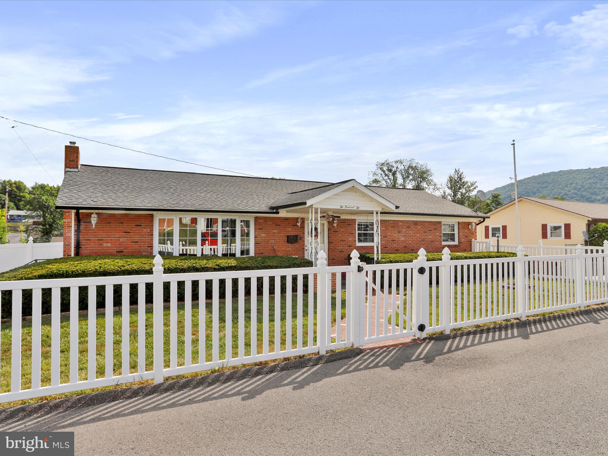 AIRPORT ADDITION - Residential