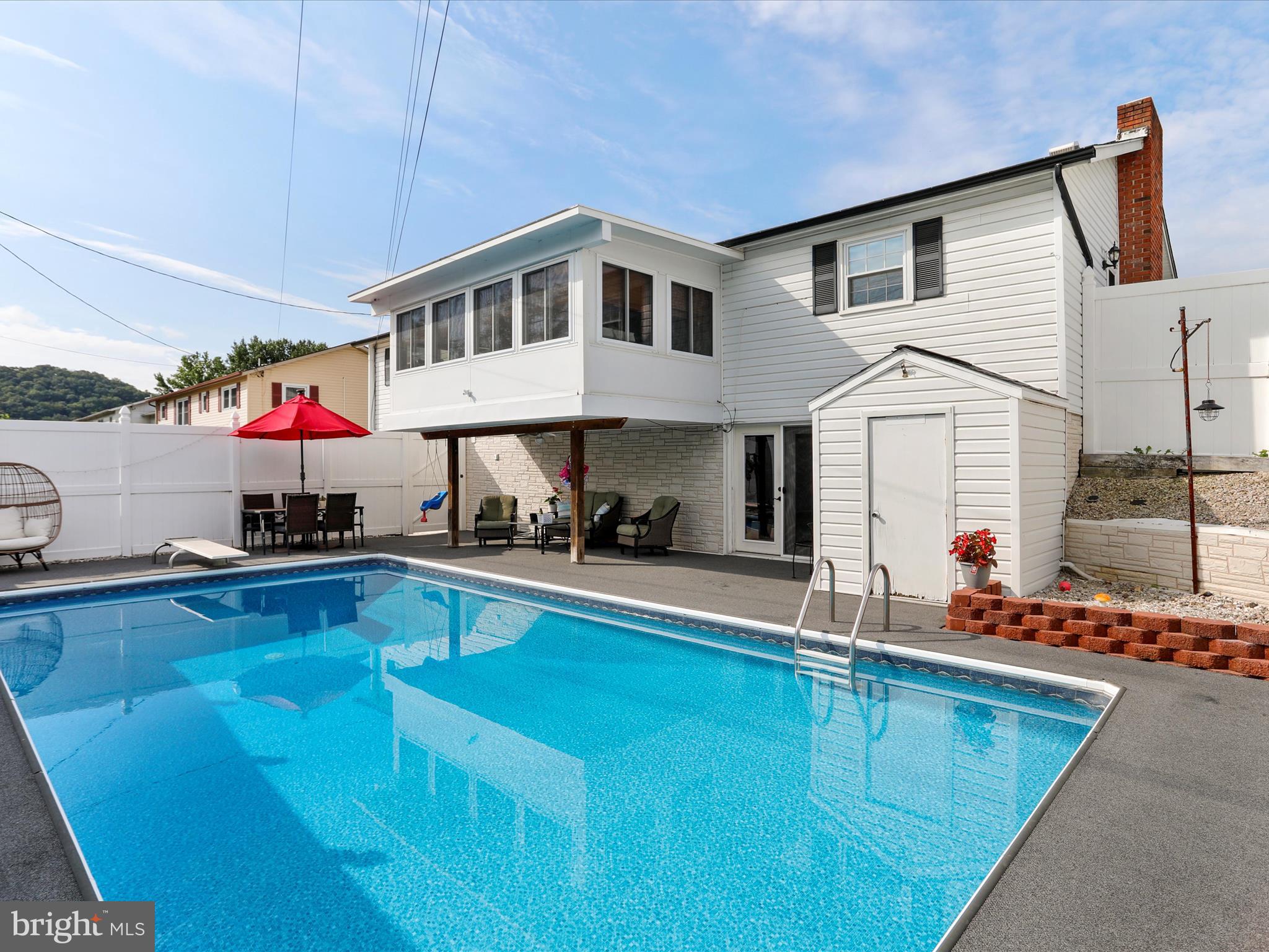 AIRPORT ADDITION - Residential